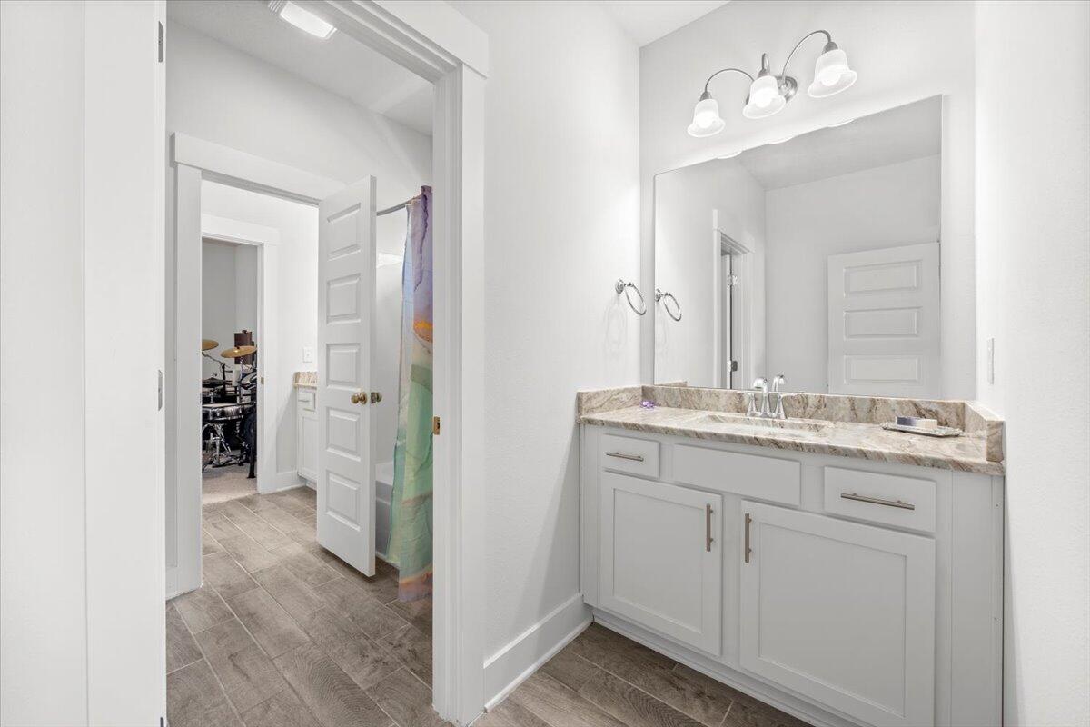 WATERS EDGE - Residential