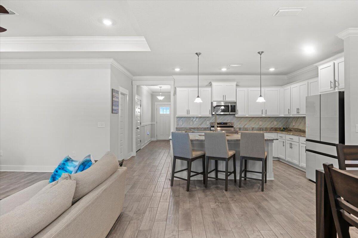 WATERS EDGE - Residential