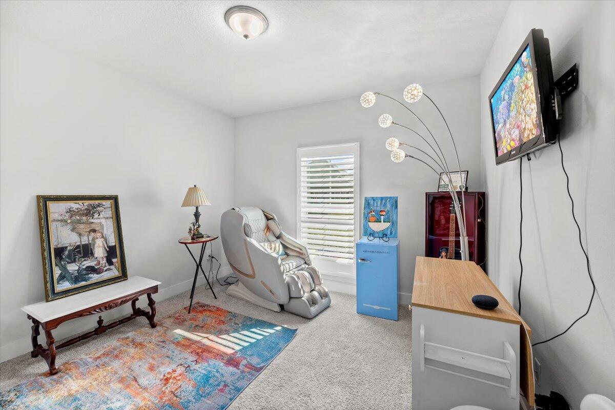 WATERS EDGE - Residential