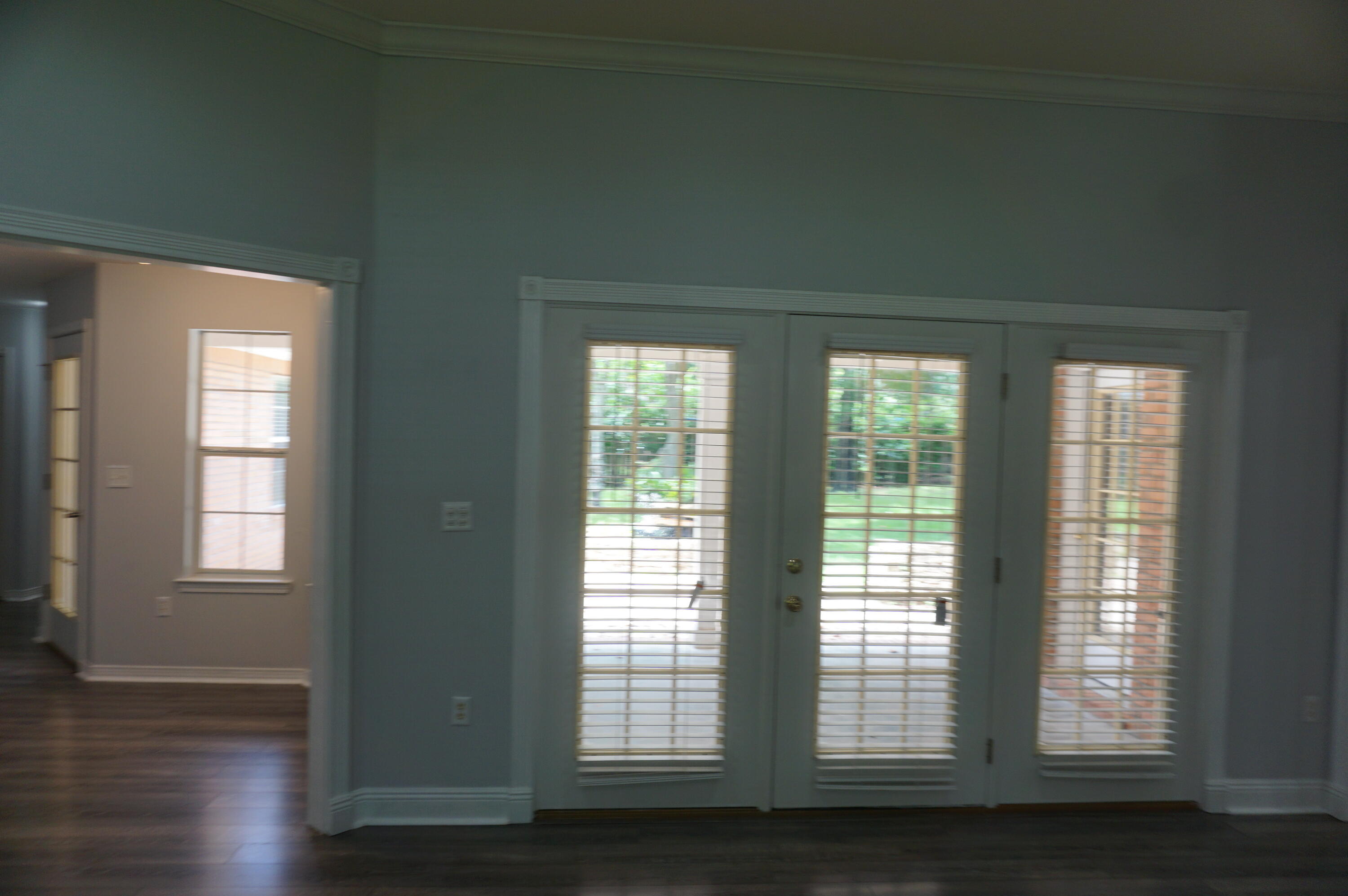 ROYAL OAKS - Residential Lease