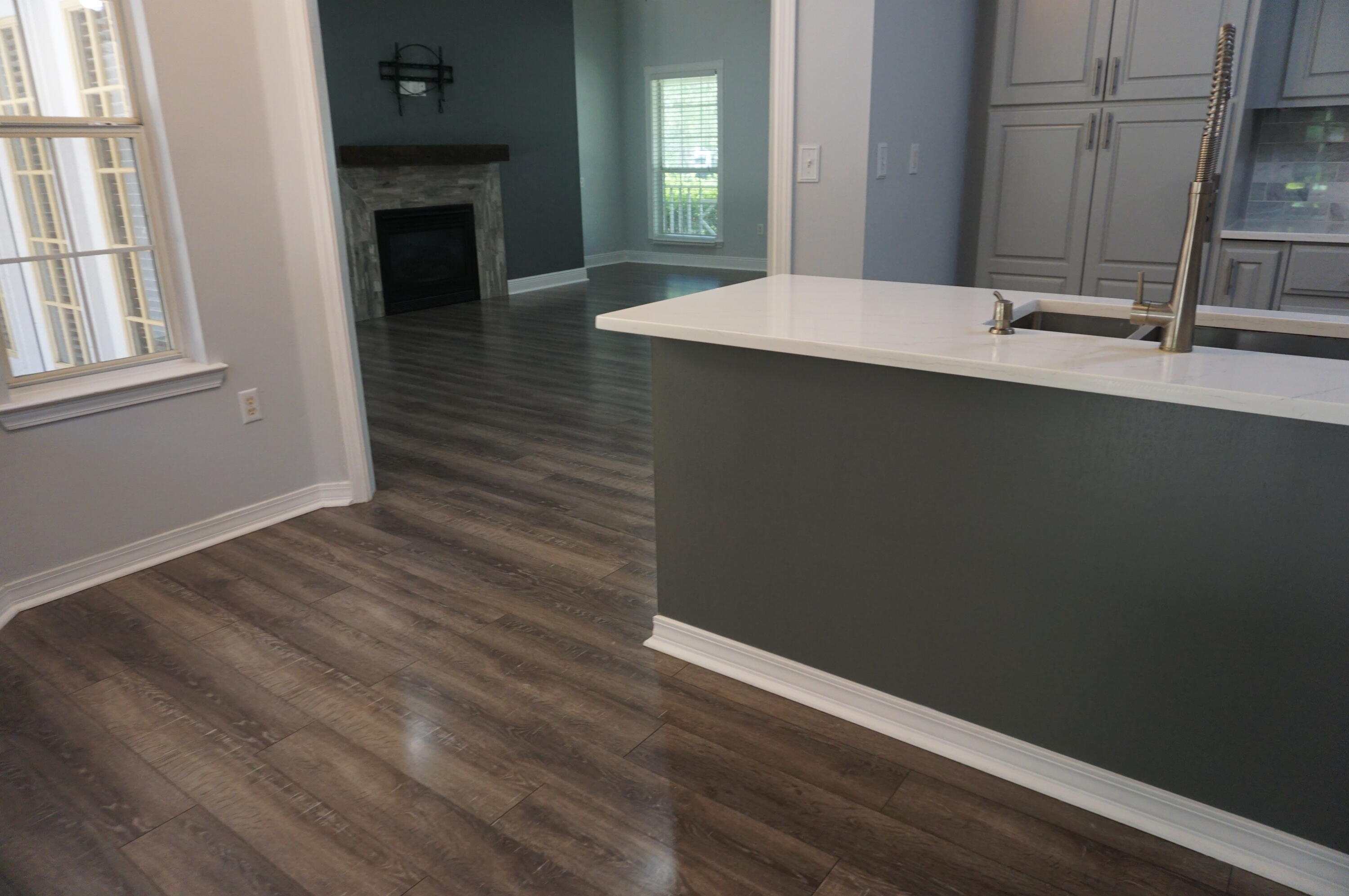 ROYAL OAKS - Residential Lease