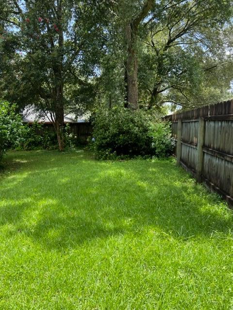 ROYAL OAKS - Residential Lease