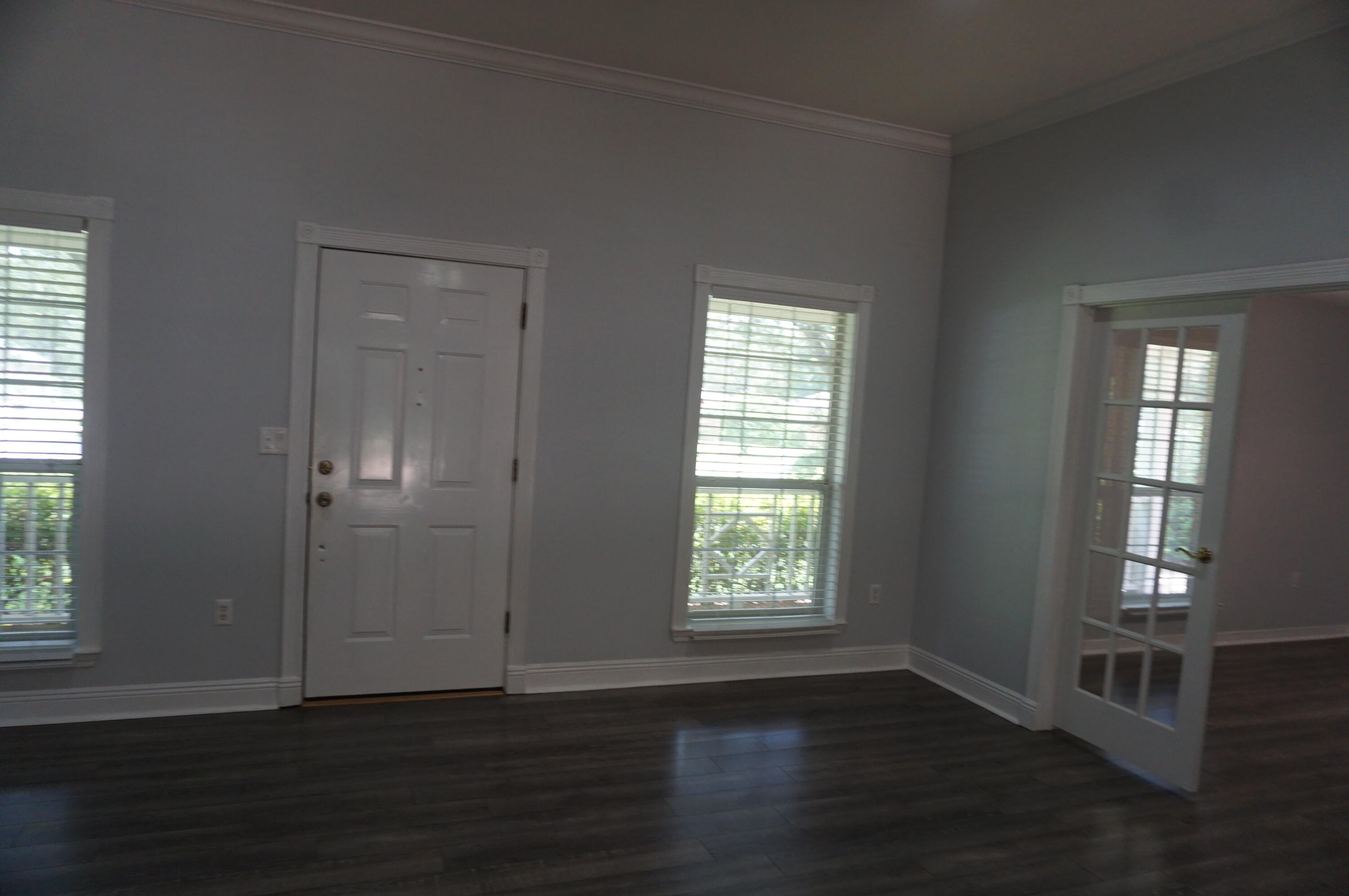 ROYAL OAKS - Residential Lease