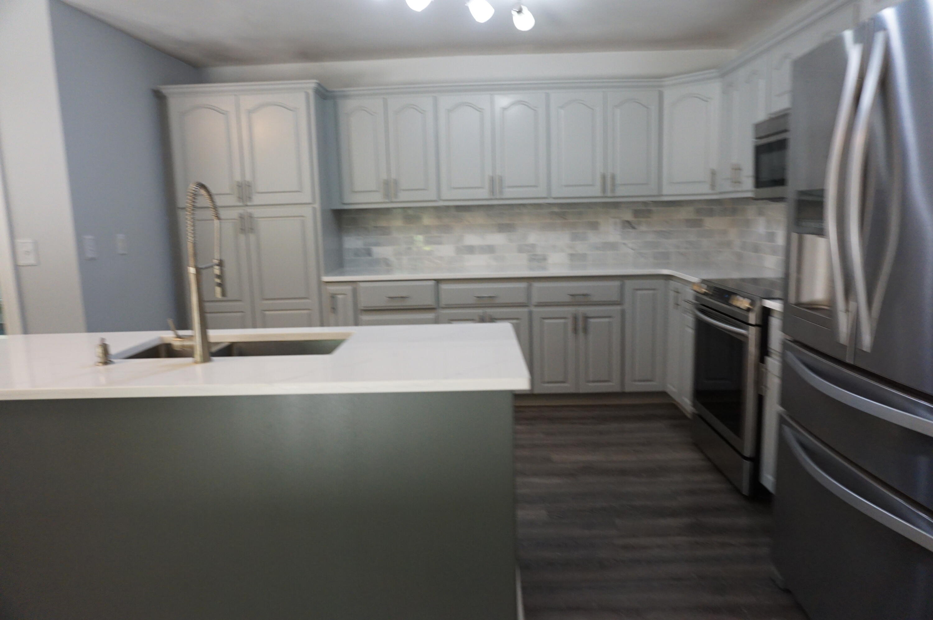 ROYAL OAKS - Residential Lease