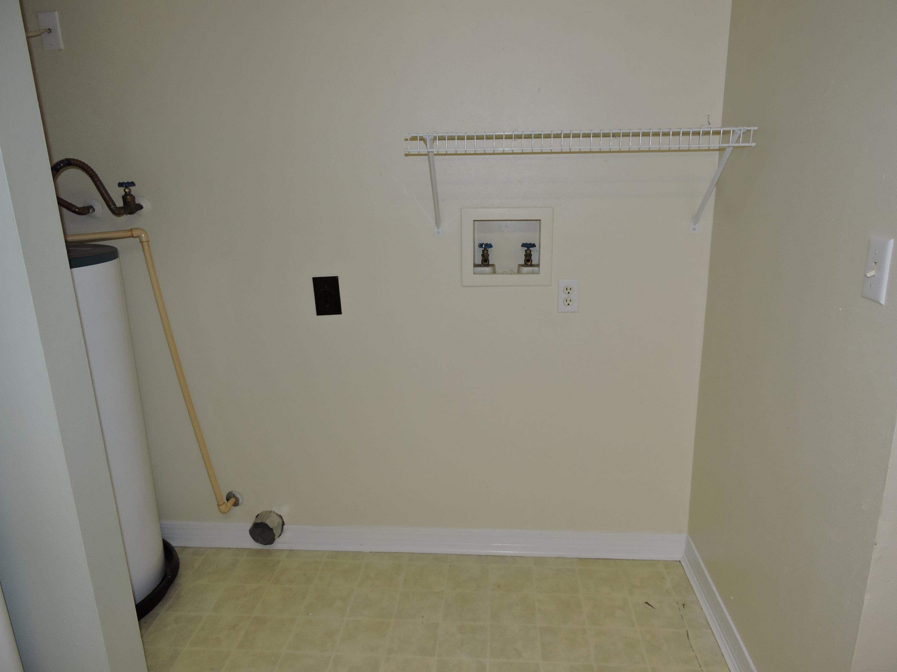 MORRIS ADDN TO CRESTVIEW - Residential Lease