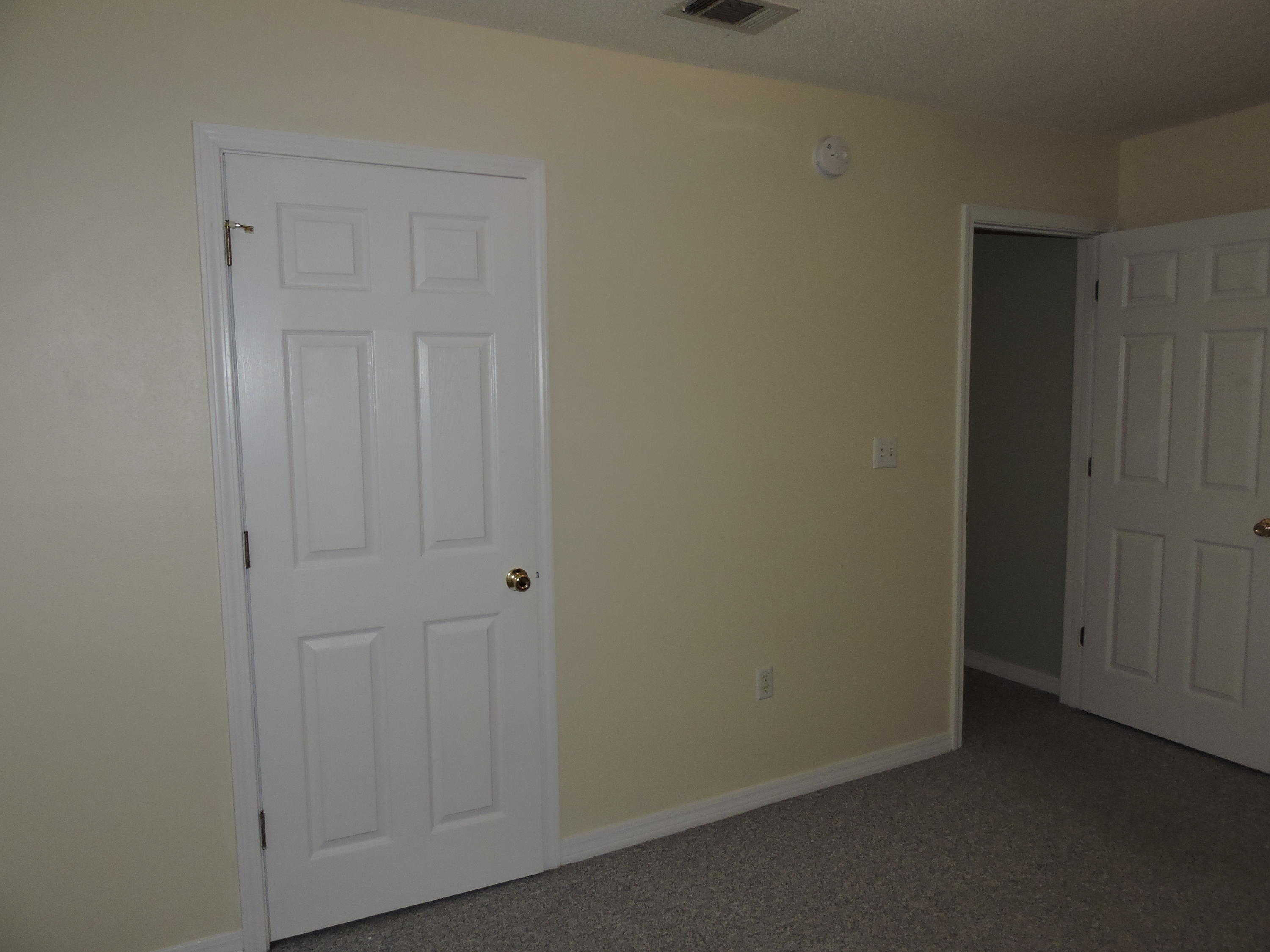 MORRIS ADDN TO CRESTVIEW - Residential Lease