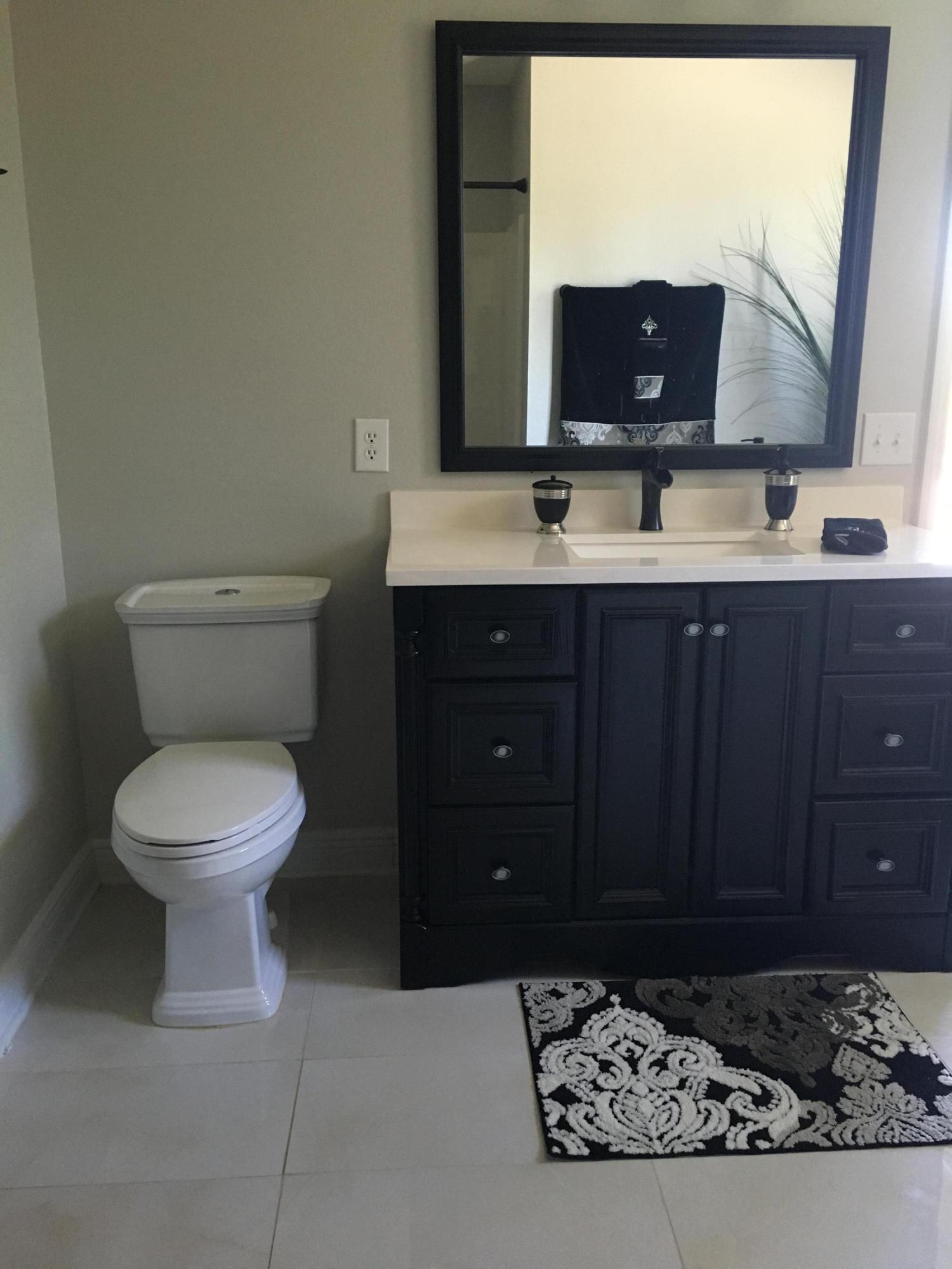 FOX VALLEY - Residential