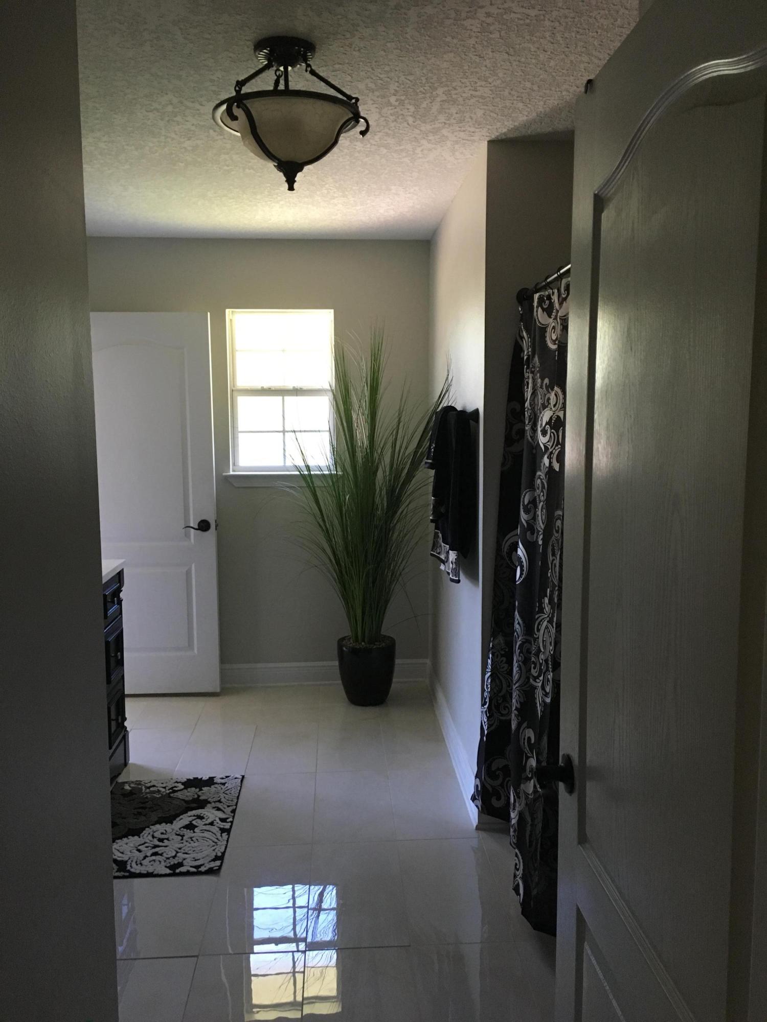 FOX VALLEY - Residential