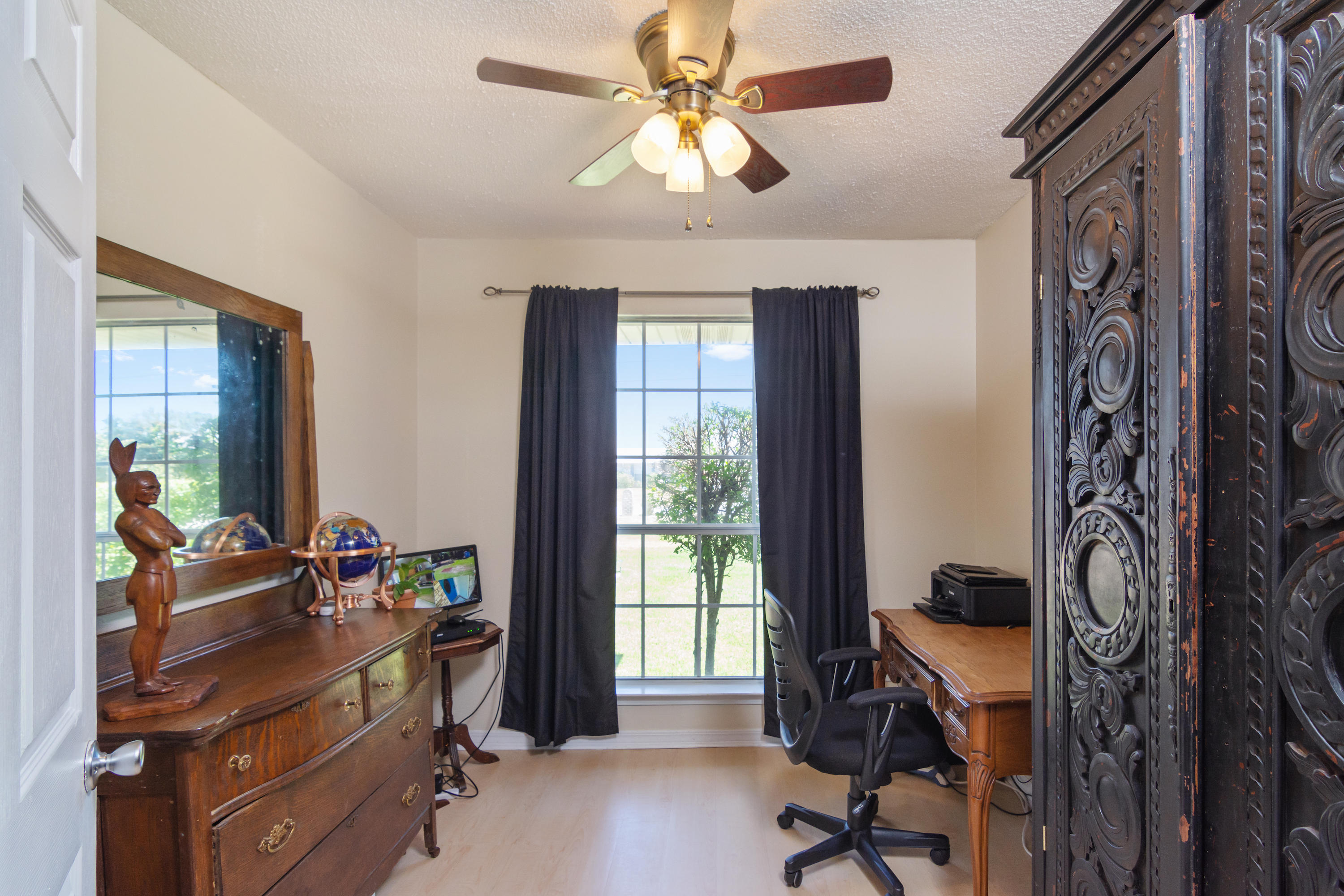 HOLLEY BY THE SEA - Residential