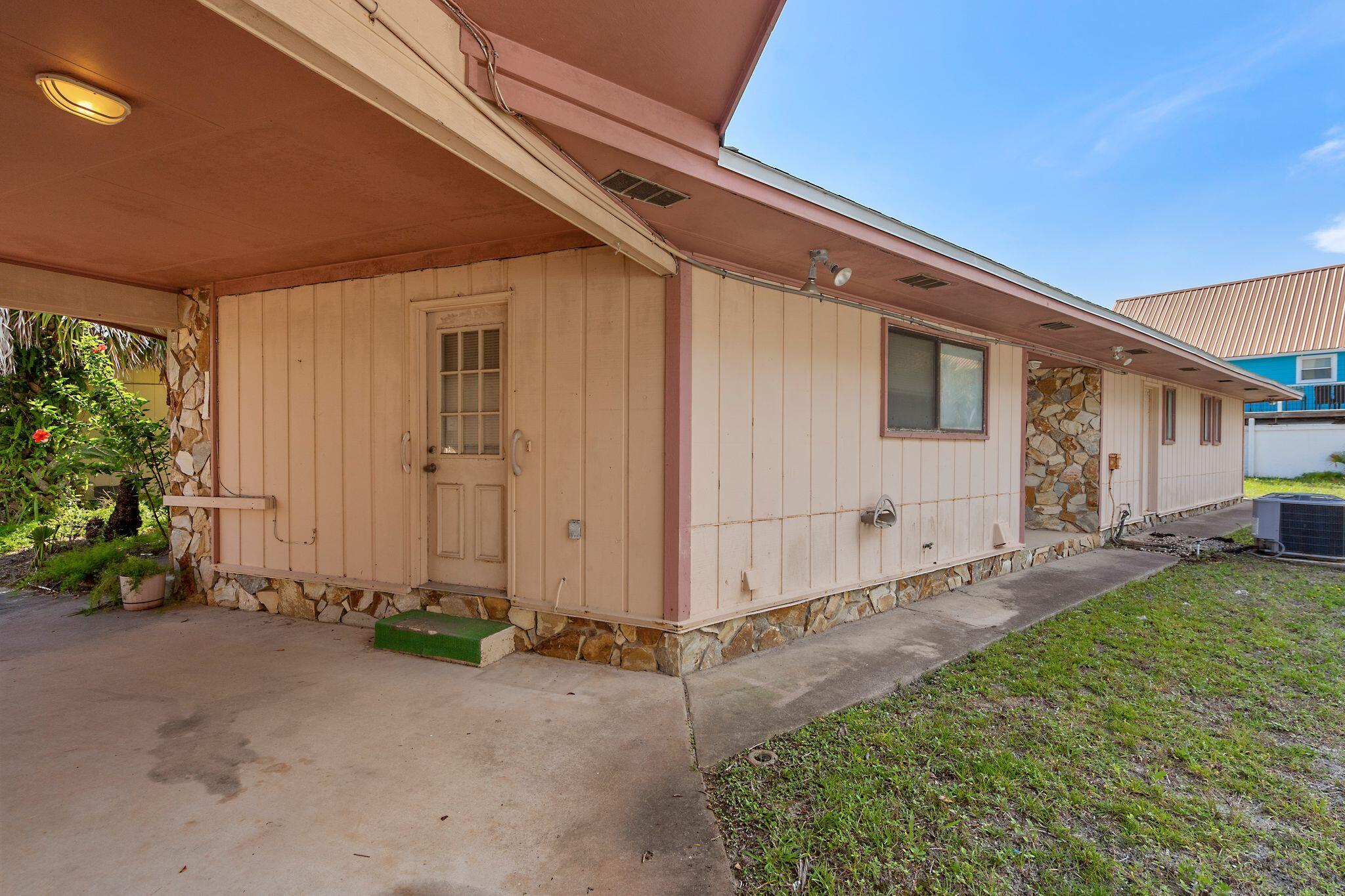 CRESCENT BEACH UNIT 1 - Residential