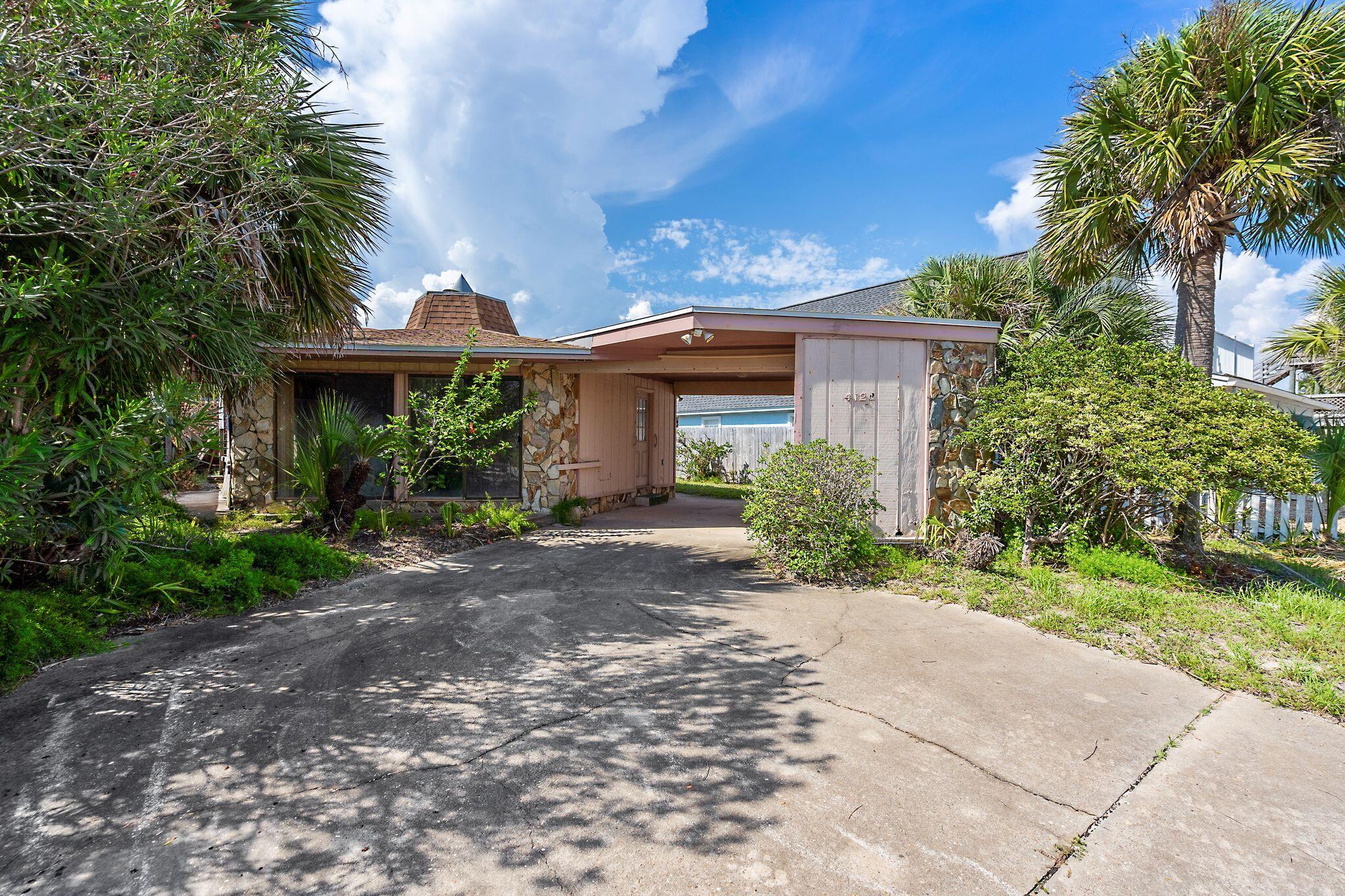 CRESCENT BEACH UNIT 1 - Residential