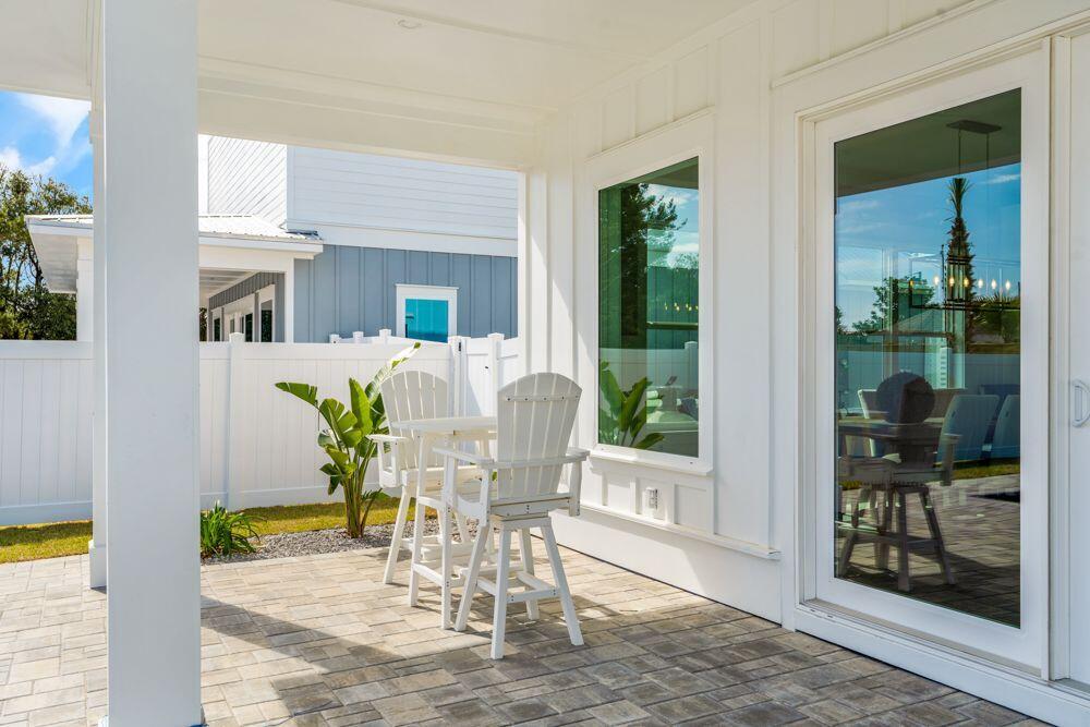 BID-A-WEE S/D - Residential