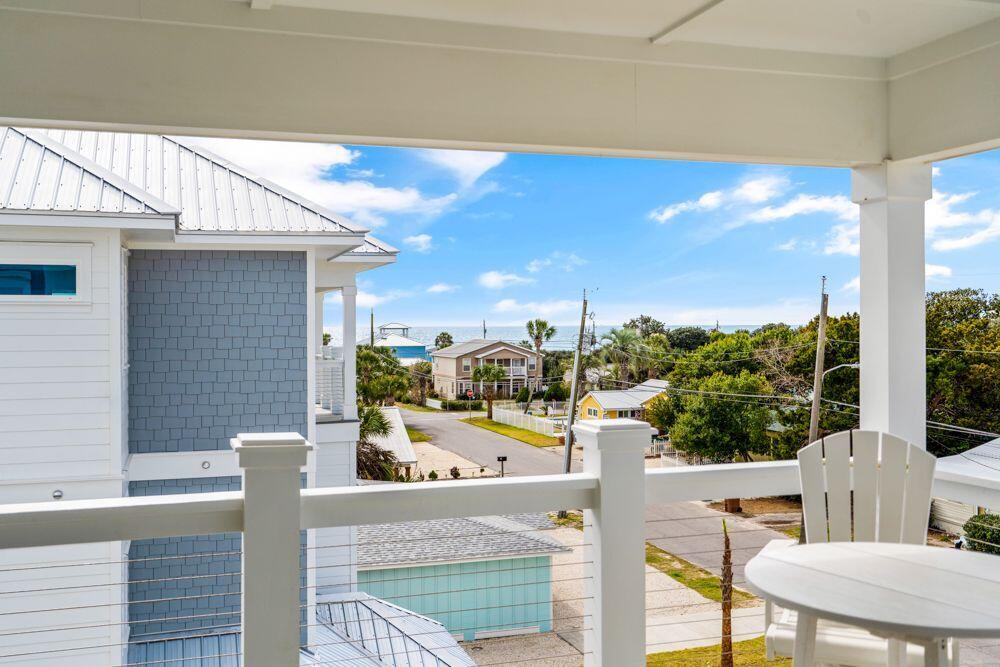 BID-A-WEE S/D - Residential