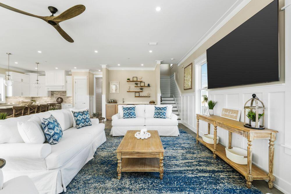 BID-A-WEE S/D - Residential