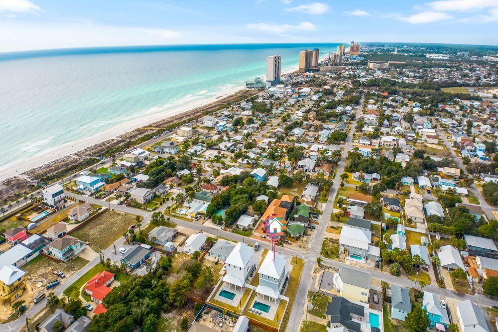 BID-A-WEE S/D - Residential
