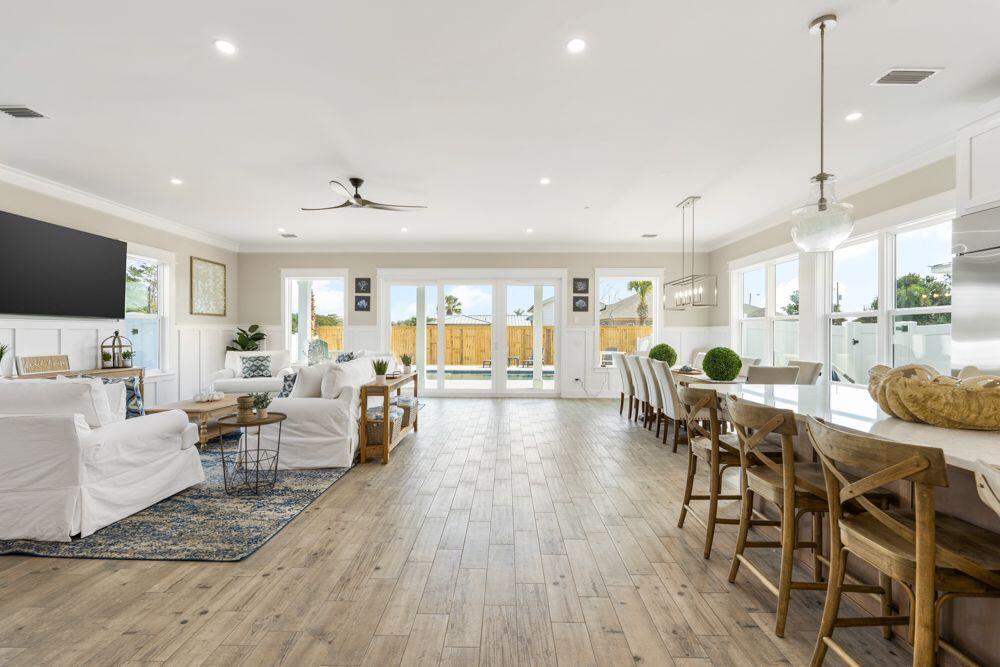 BID-A-WEE S/D - Residential