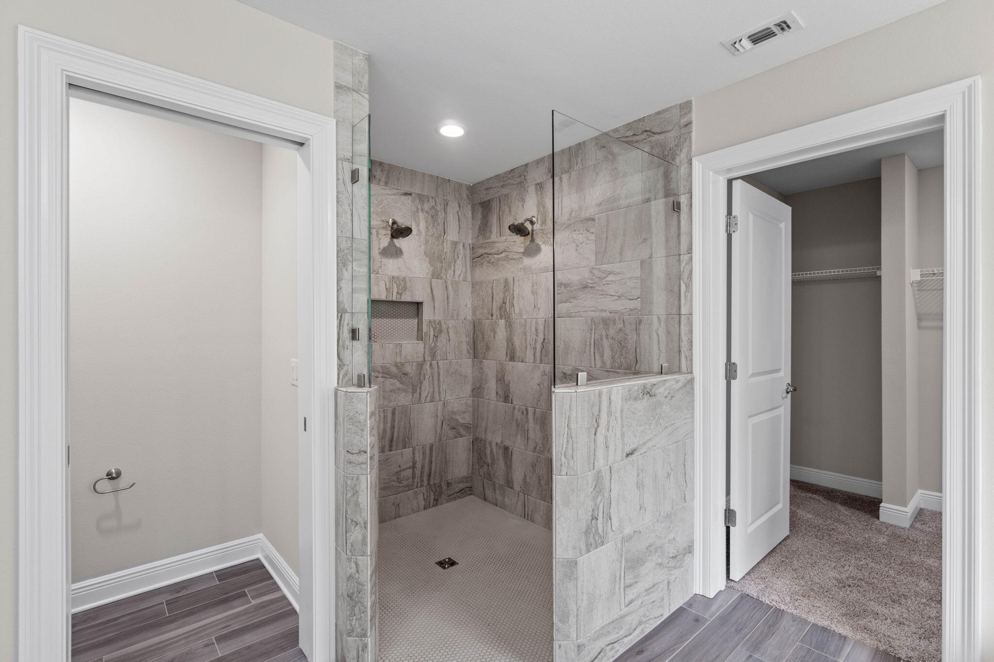 HOLLEY BY THE SEA - Residential