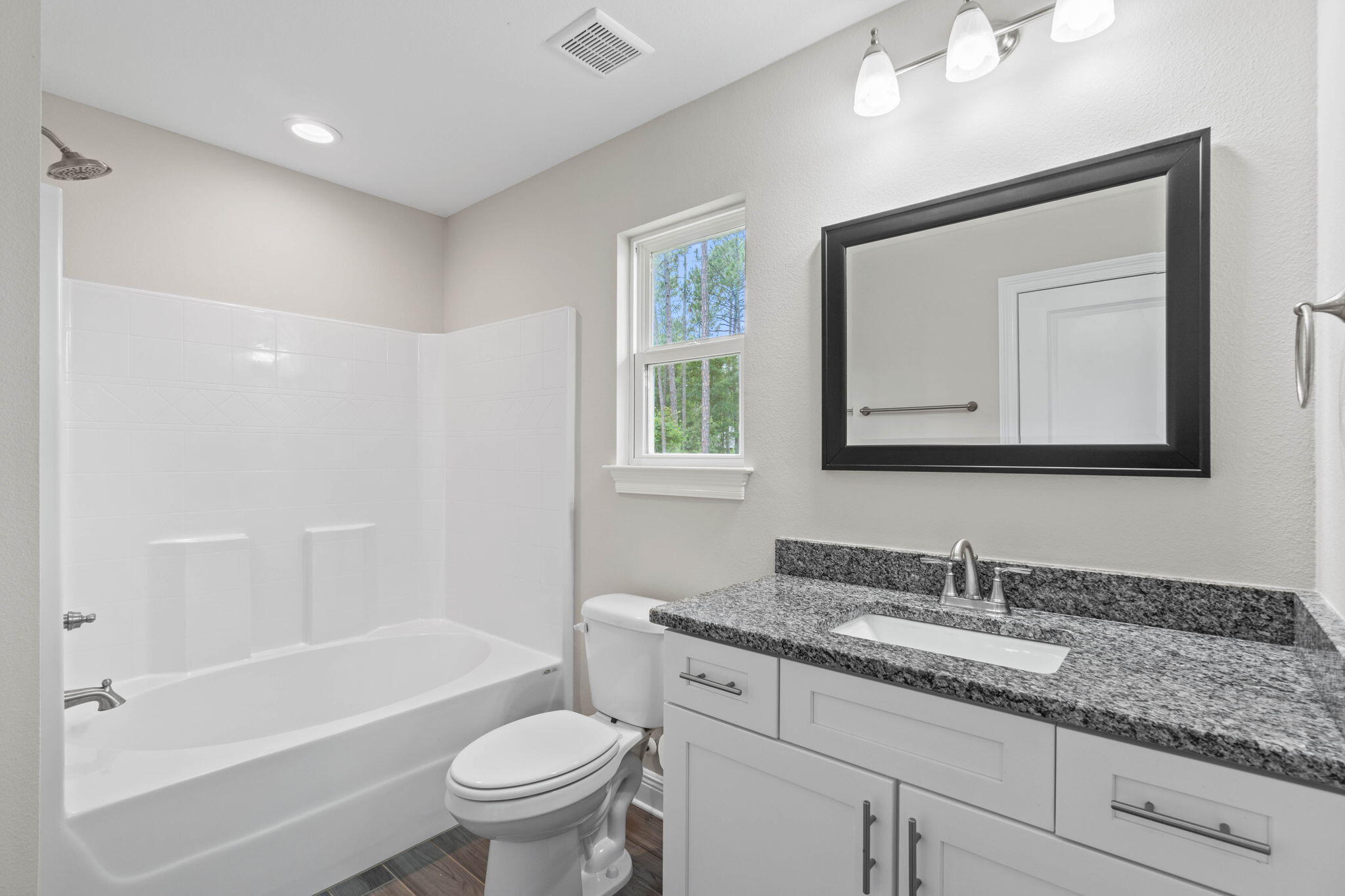 HOLLEY BY THE SEA - Residential