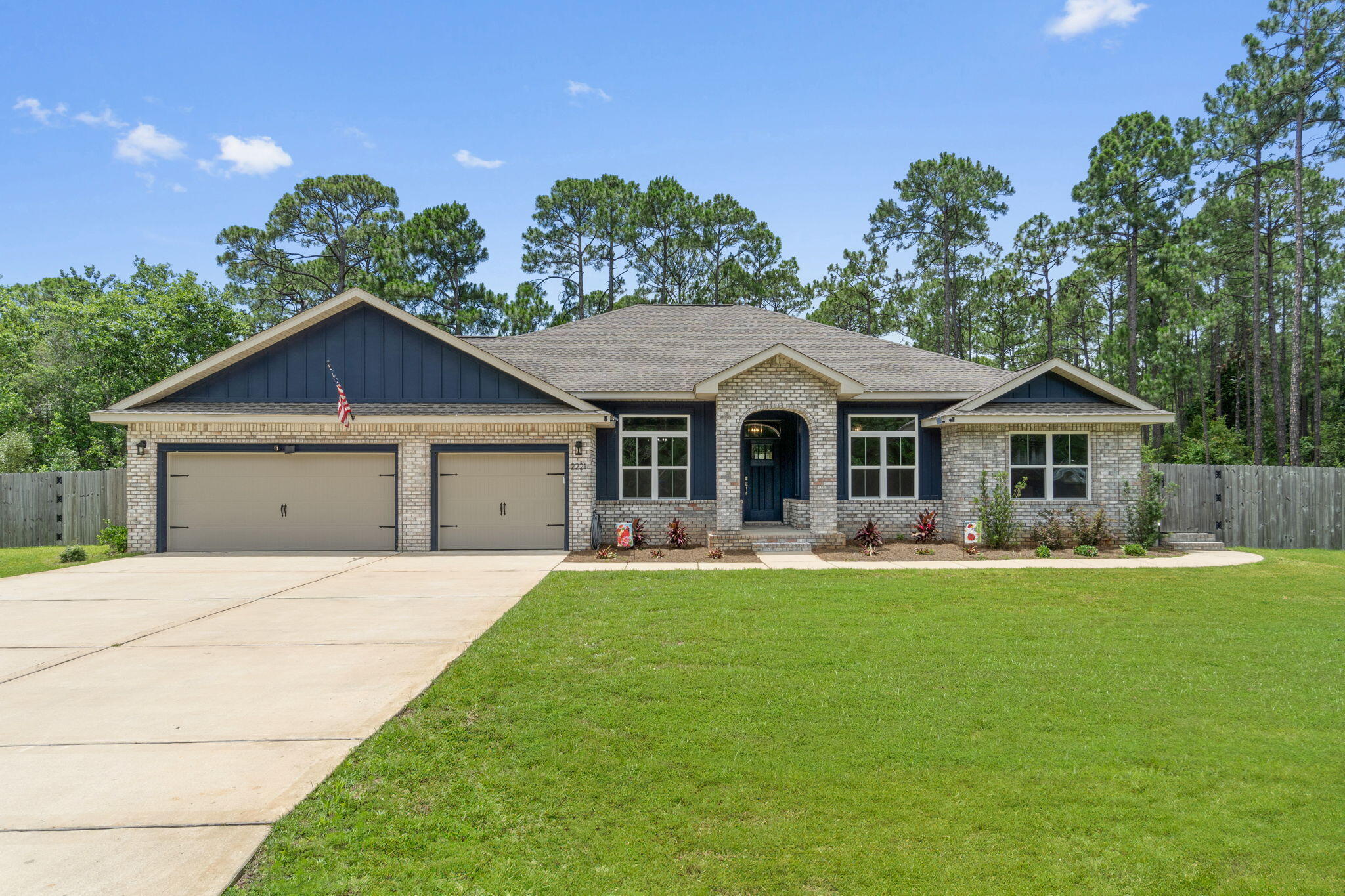 HOLLEY BY THE SEA - Residential