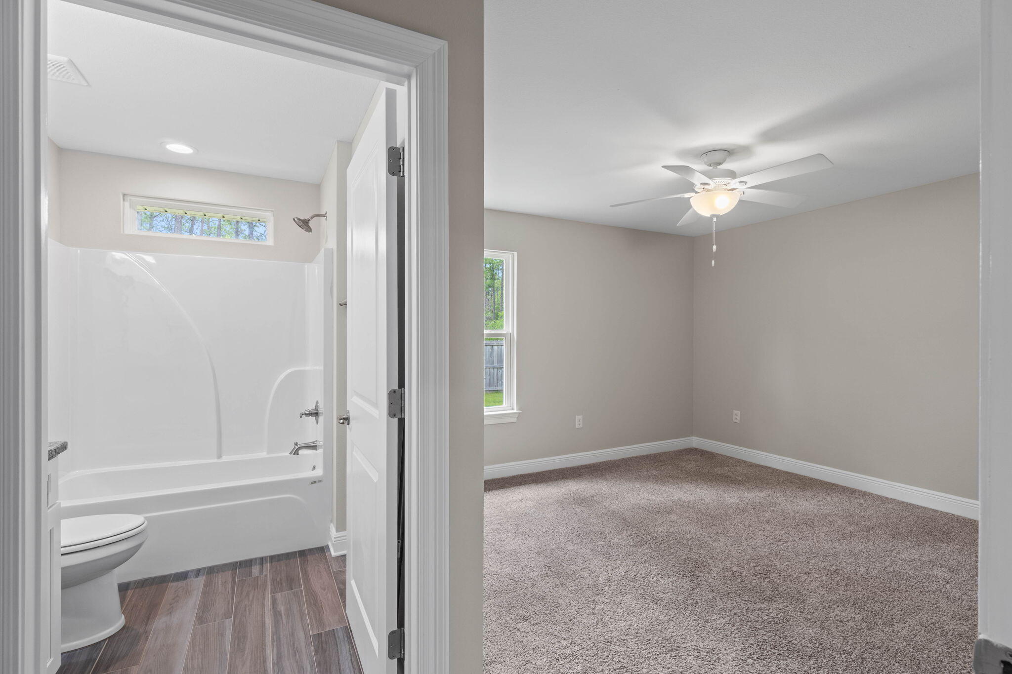 HOLLEY BY THE SEA - Residential