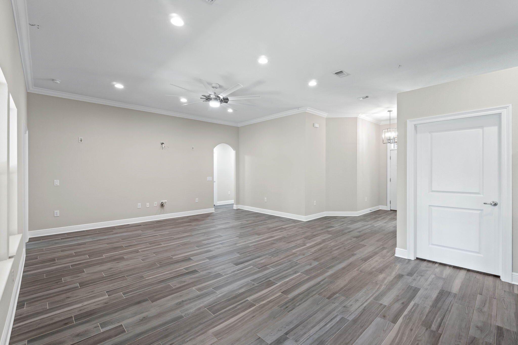 HOLLEY BY THE SEA - Residential