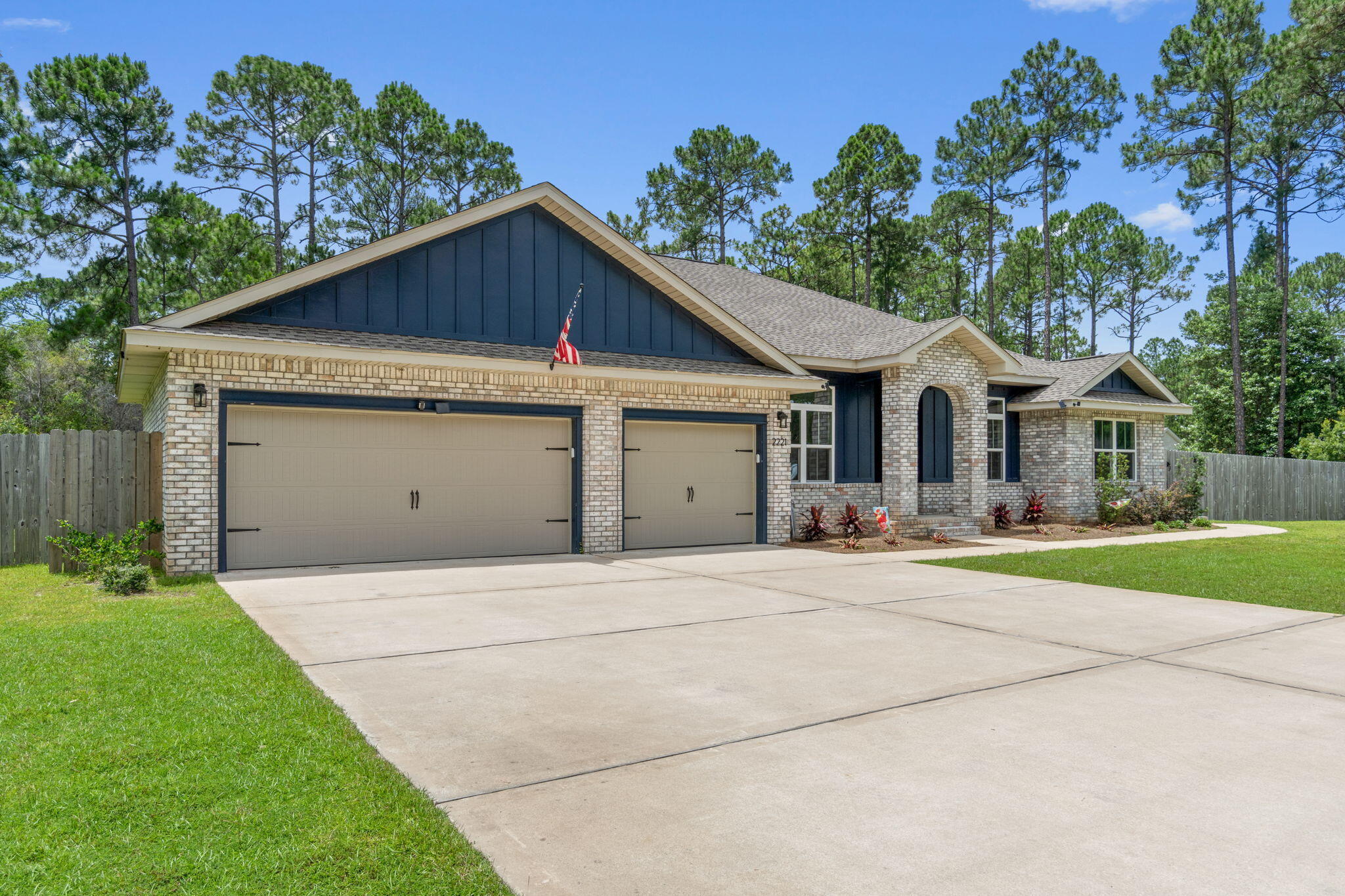 HOLLEY BY THE SEA - Residential