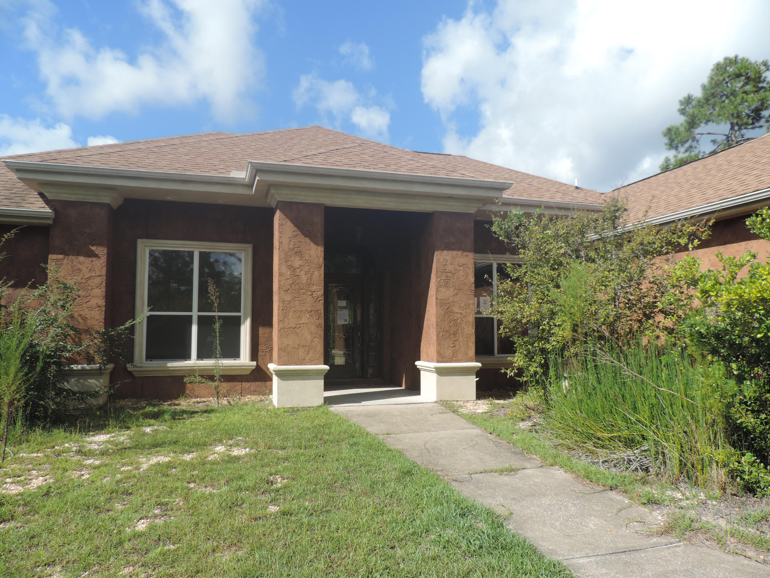 WHISPERING PINES - Residential