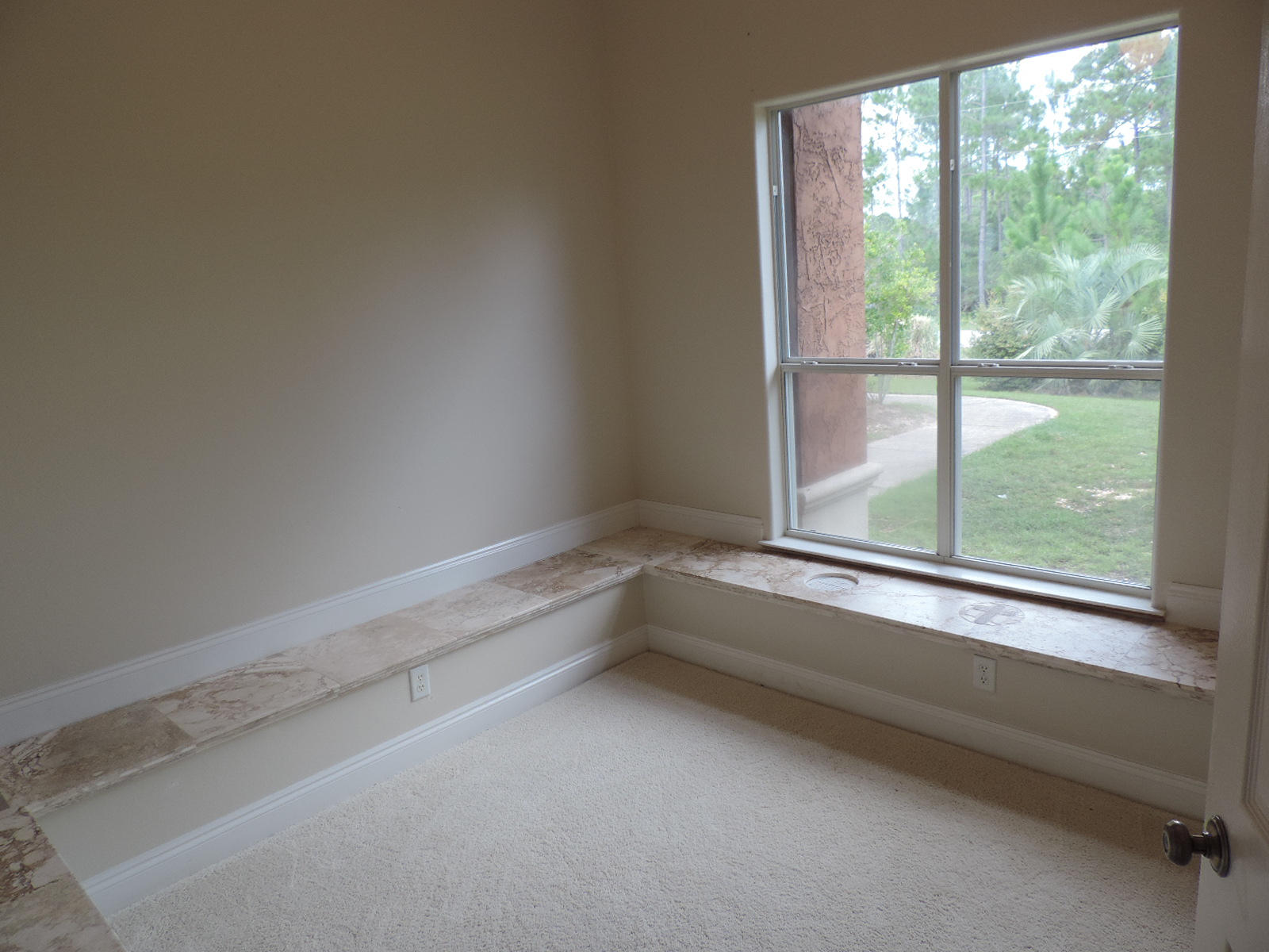 WHISPERING PINES - Residential