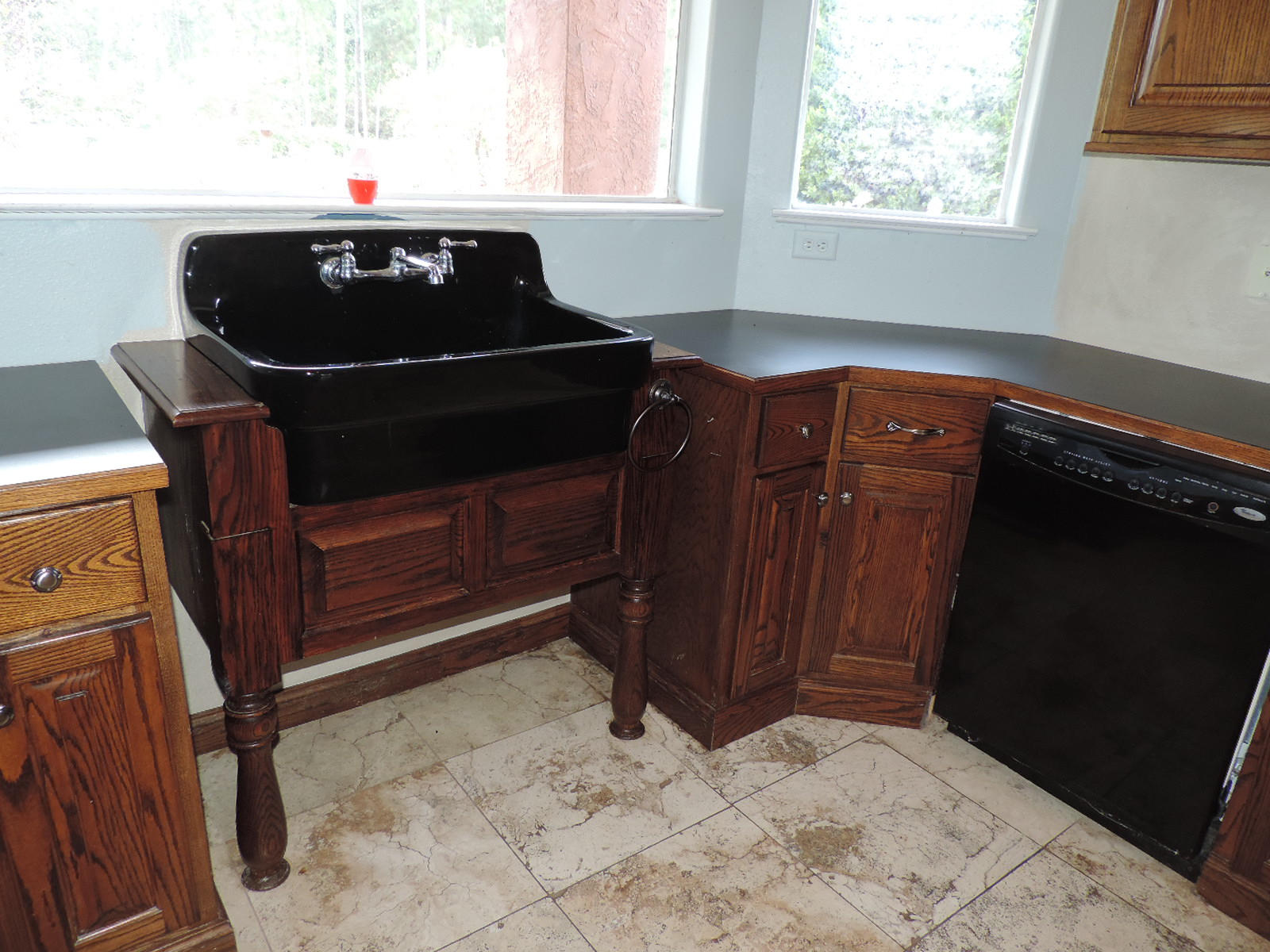 WHISPERING PINES - Residential