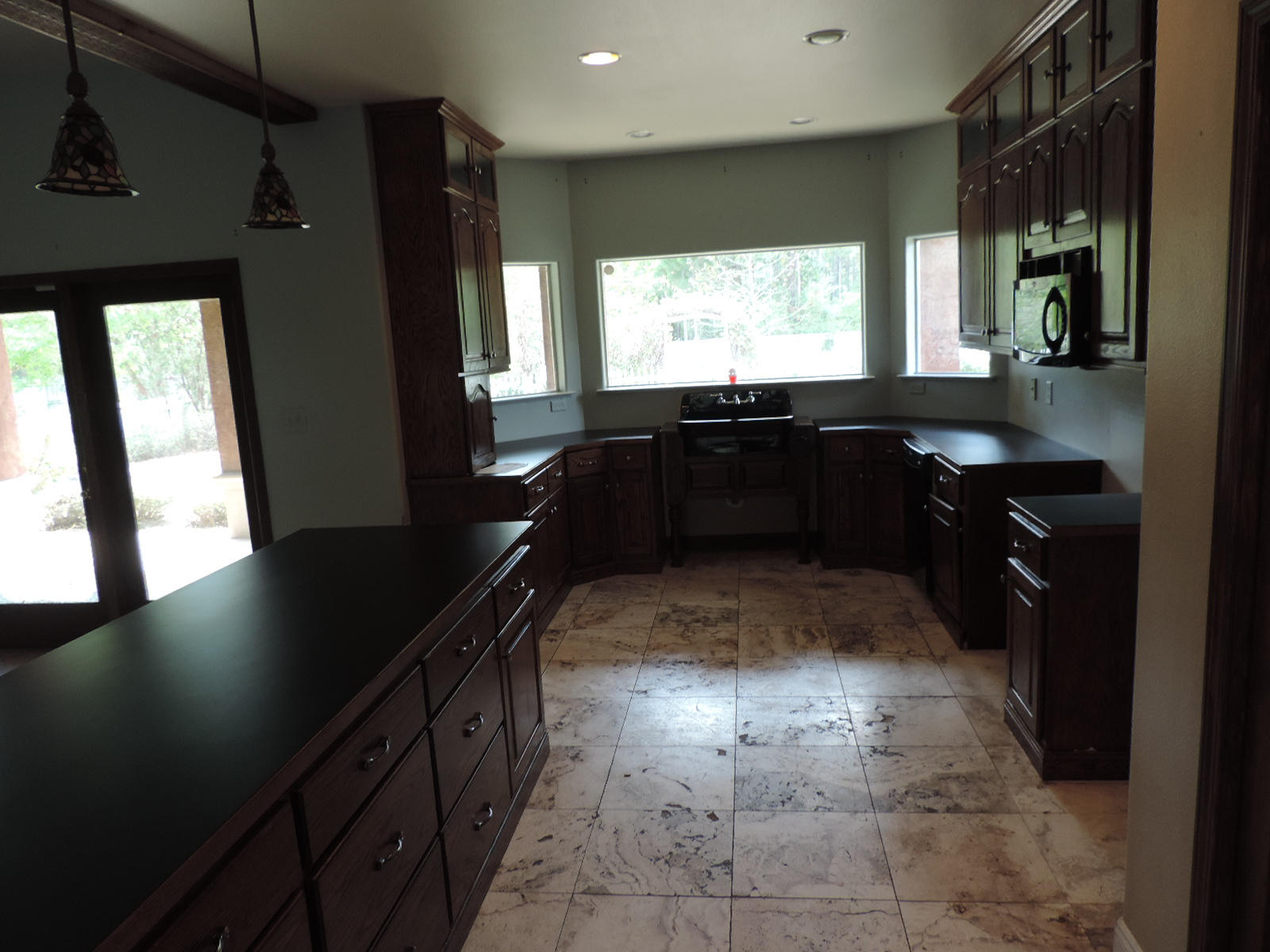 WHISPERING PINES - Residential