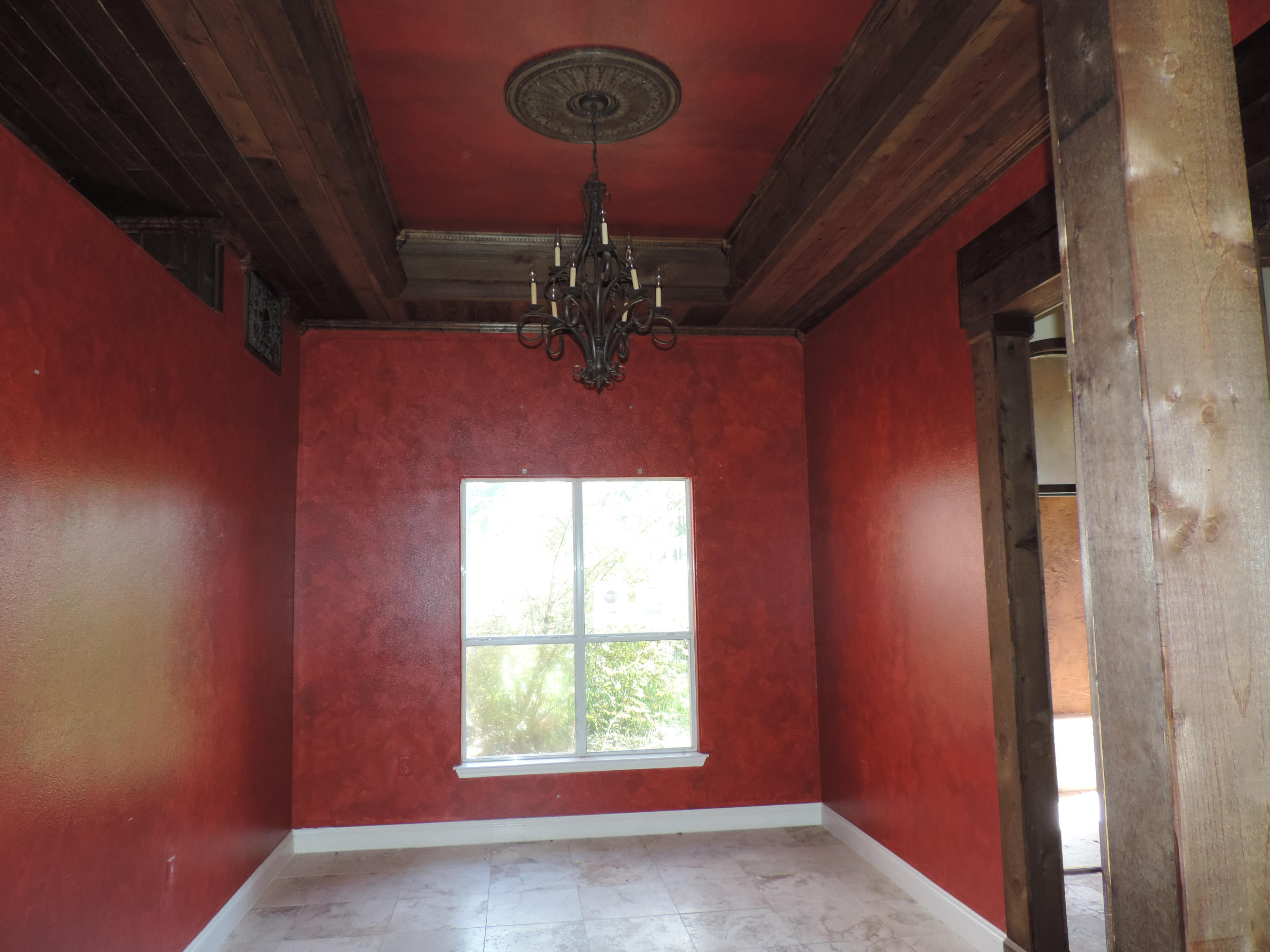 WHISPERING PINES - Residential