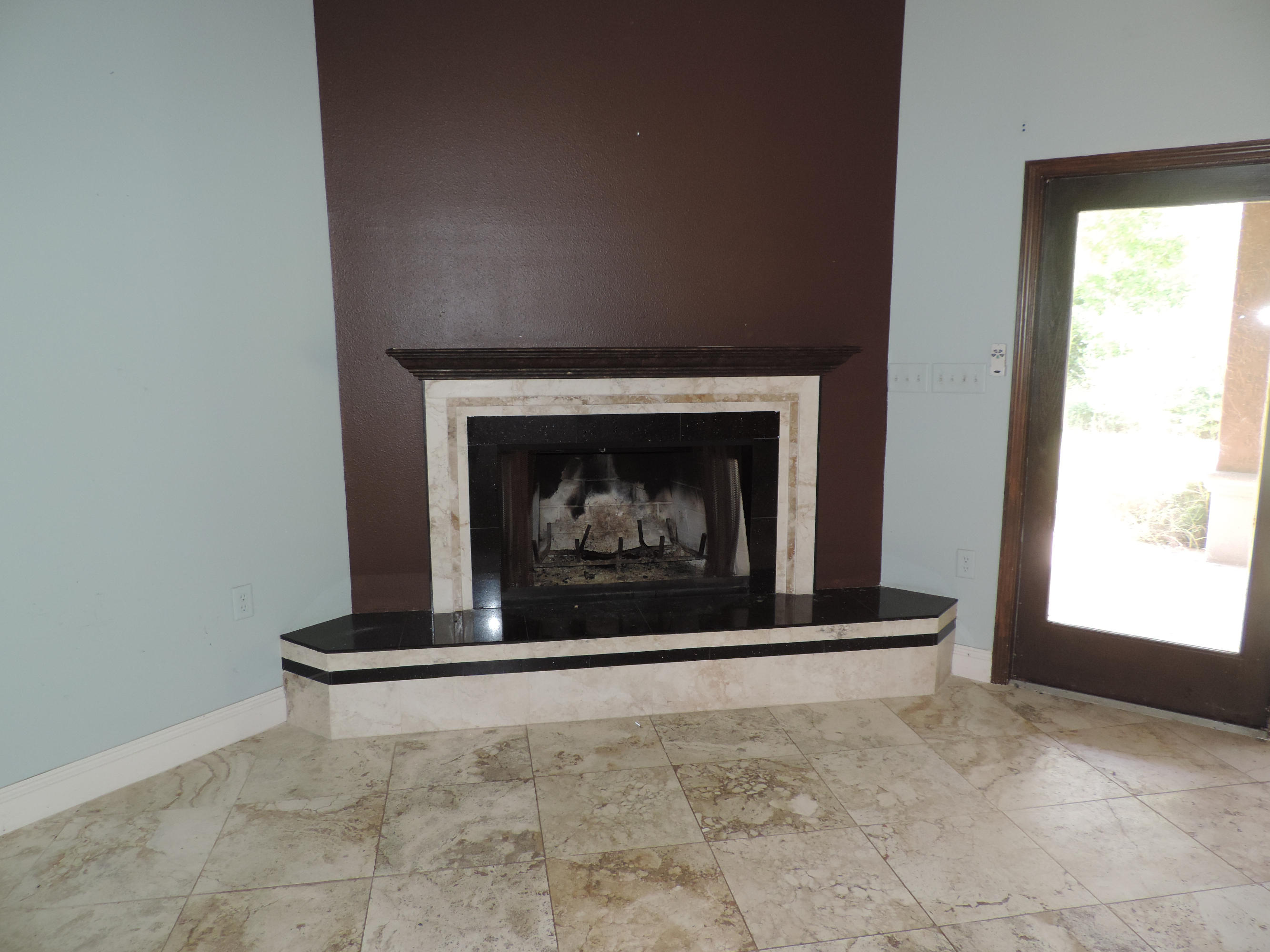 WHISPERING PINES - Residential