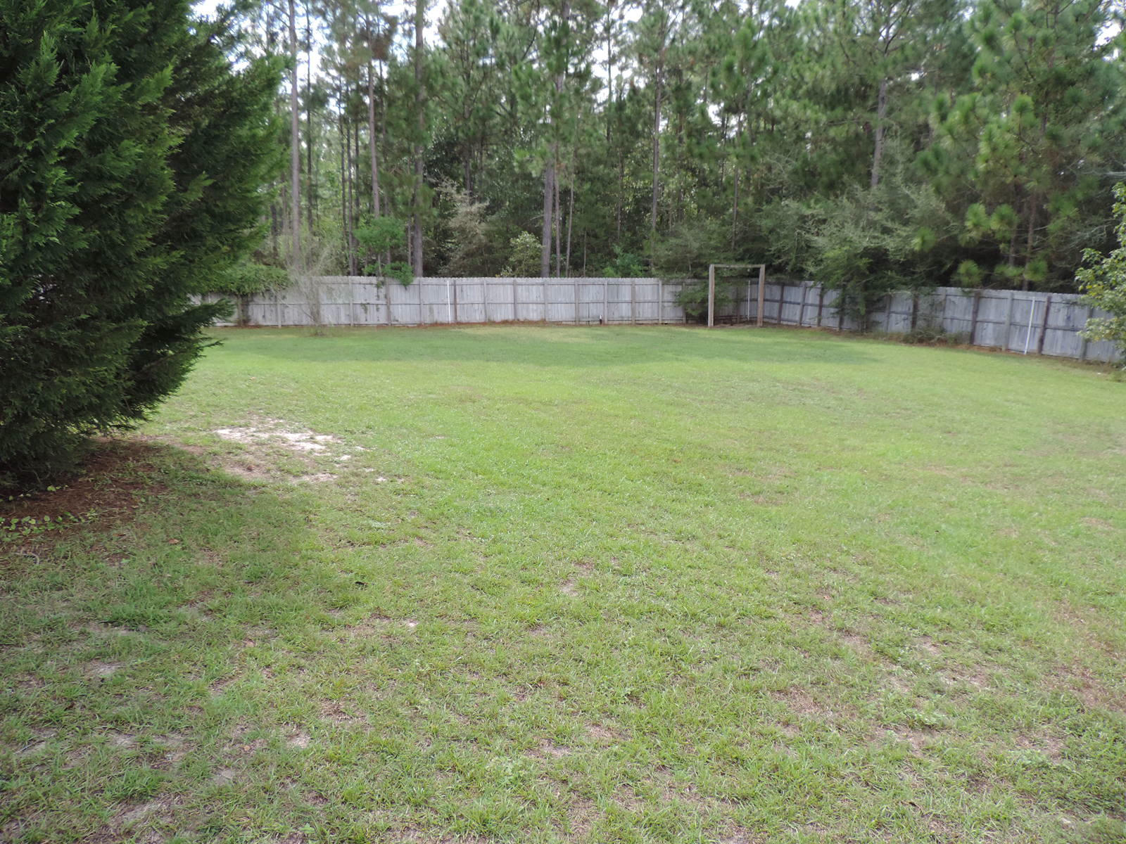 WHISPERING PINES - Residential