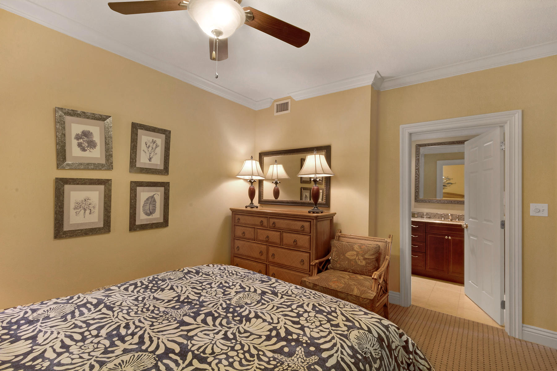 EMERALD GRANDE - Residential