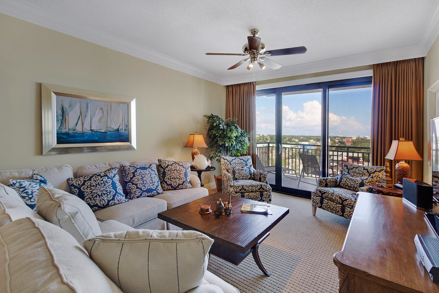 EMERALD GRANDE - Residential