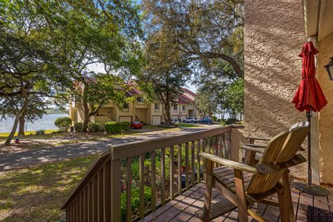 A home in Niceville