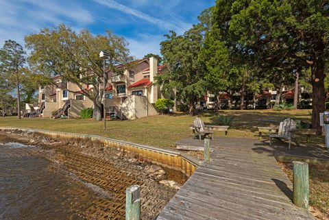 A home in Niceville