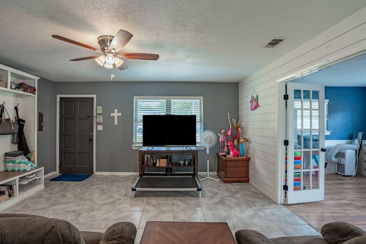 VESTA HEIGHTS 2ND ADDN - Residential