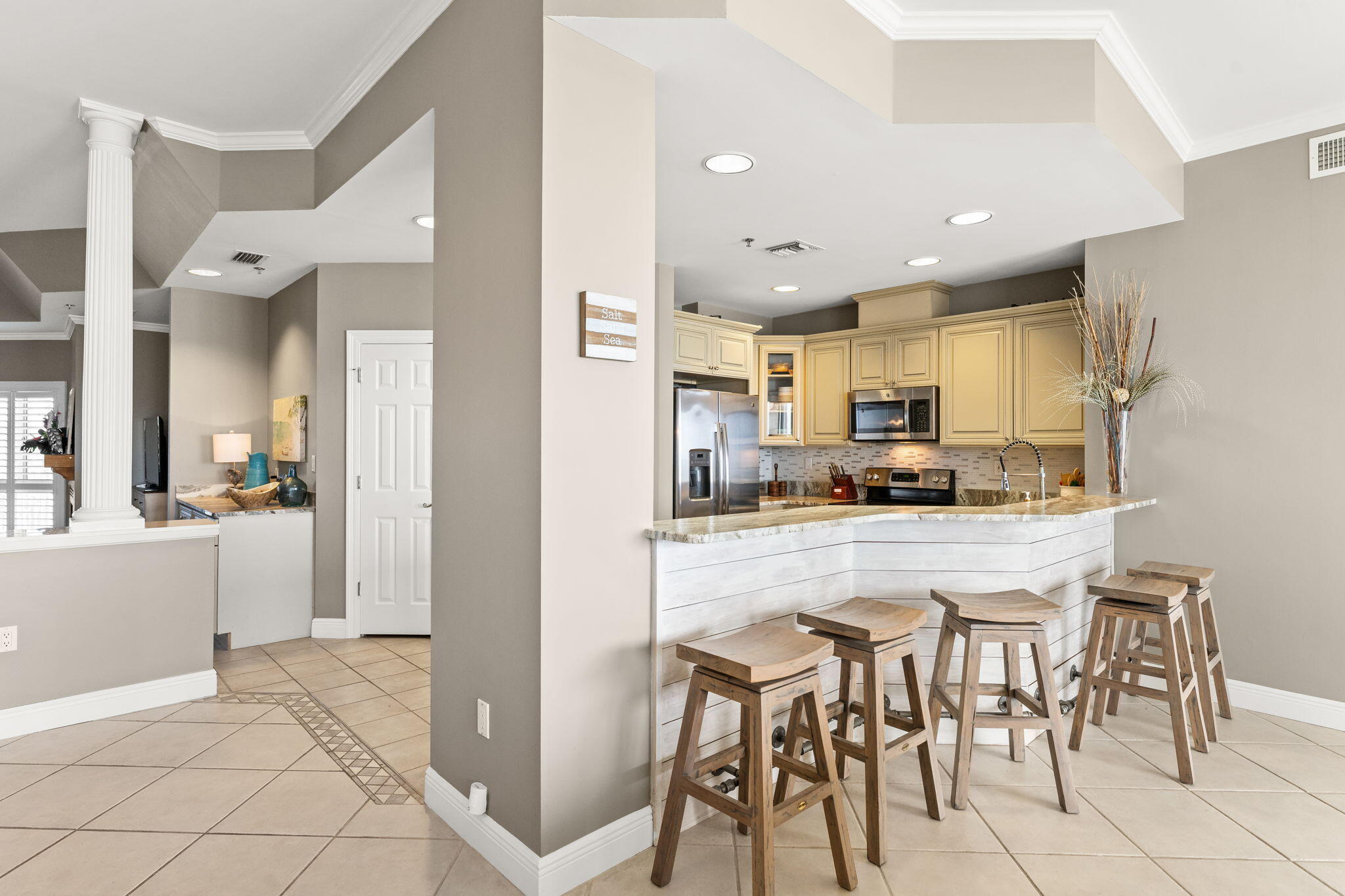 EMPRESS (THE) - Residential