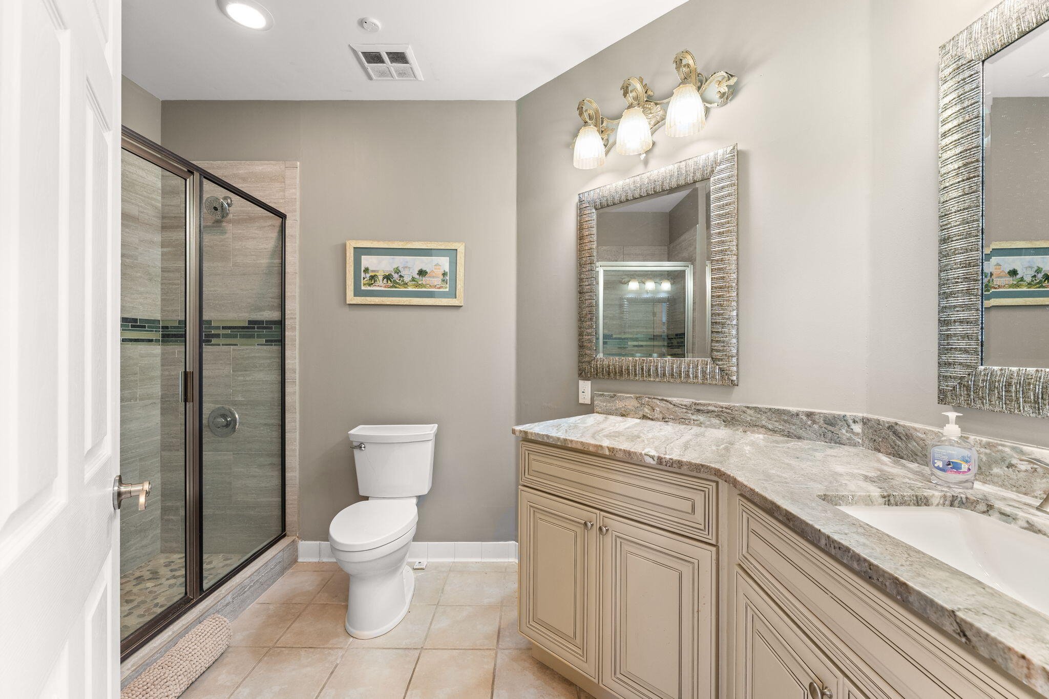 EMPRESS (THE) - Residential