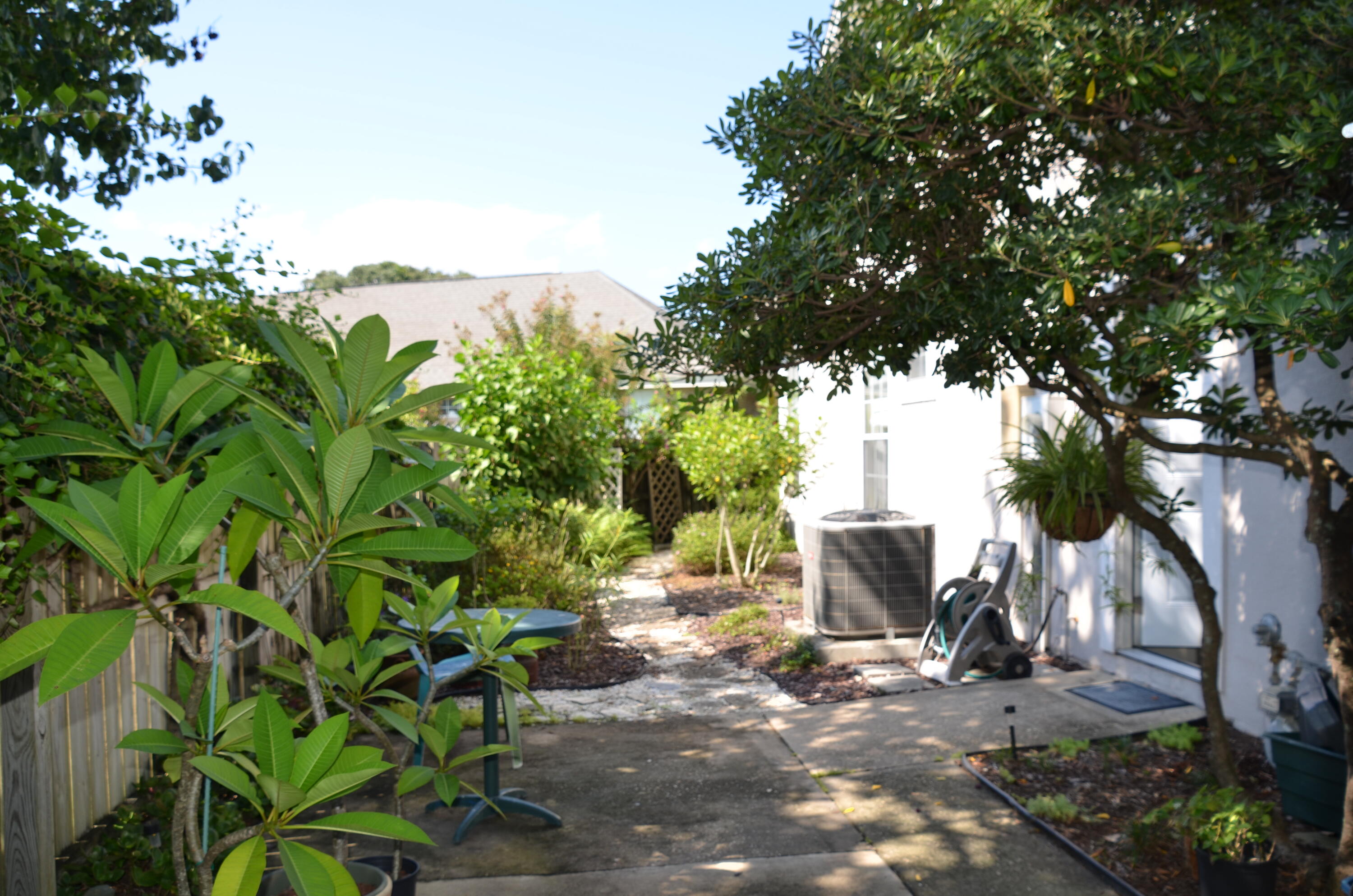 RIDGE WOOD MANOR - Residential