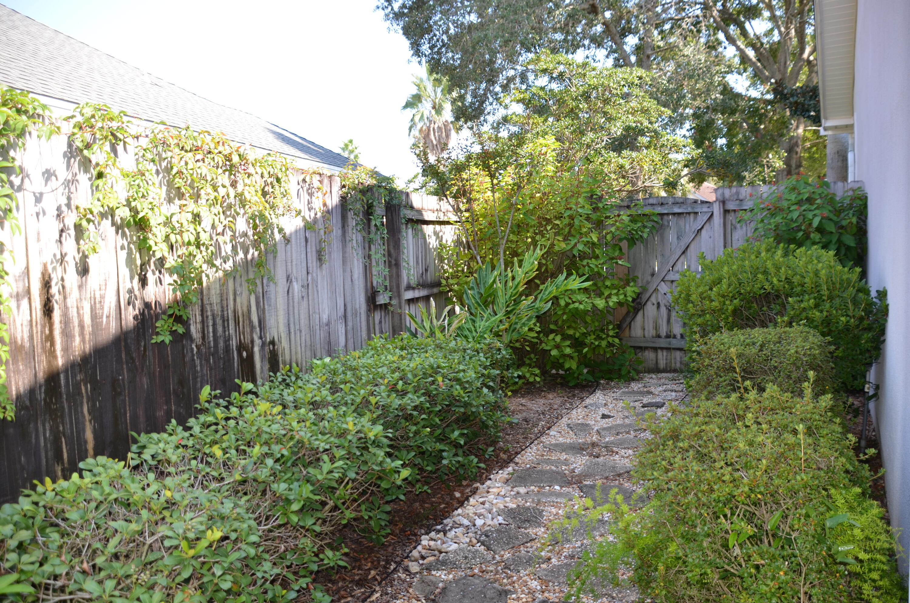 RIDGE WOOD MANOR - Residential