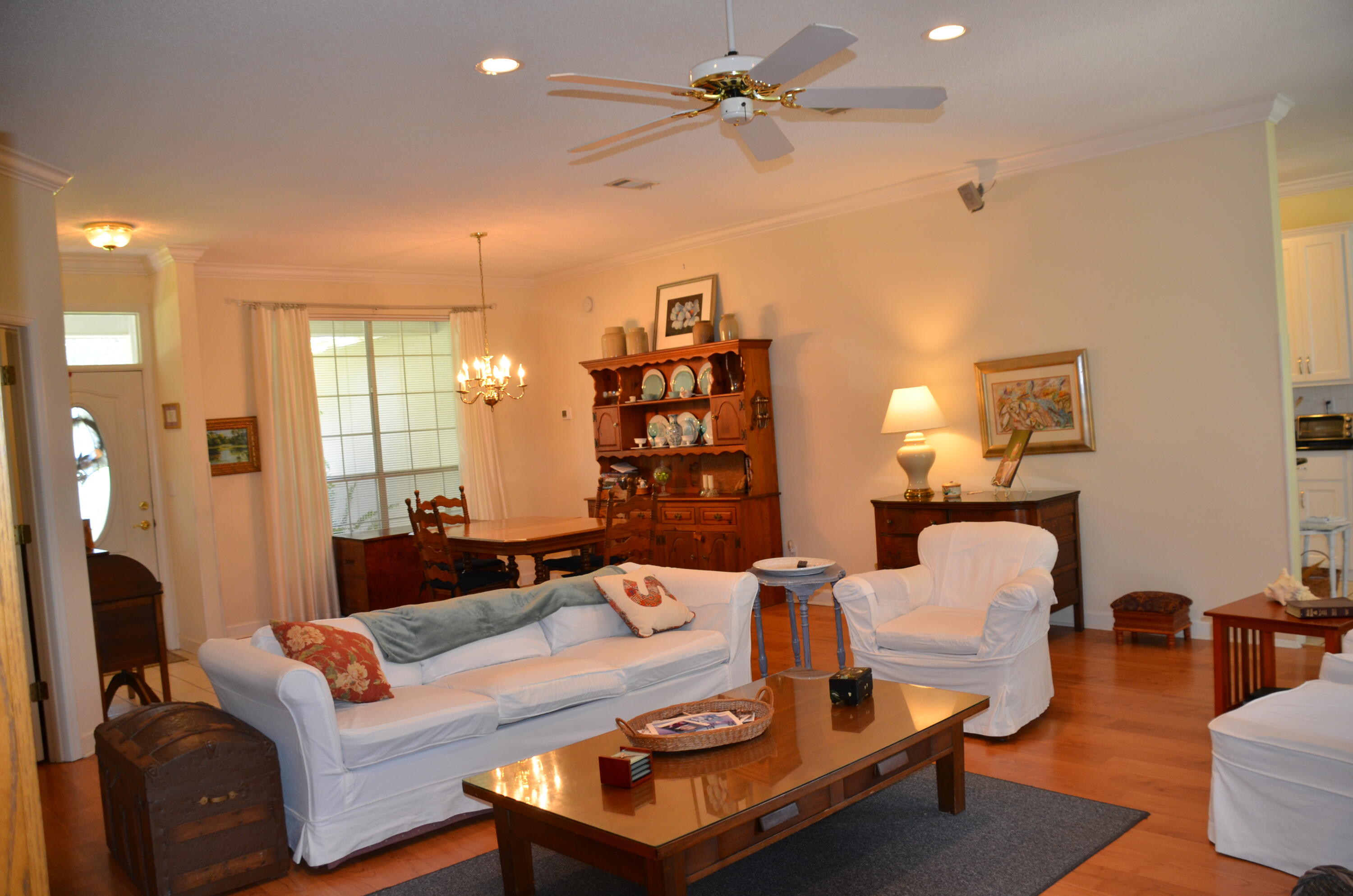 RIDGE WOOD MANOR - Residential