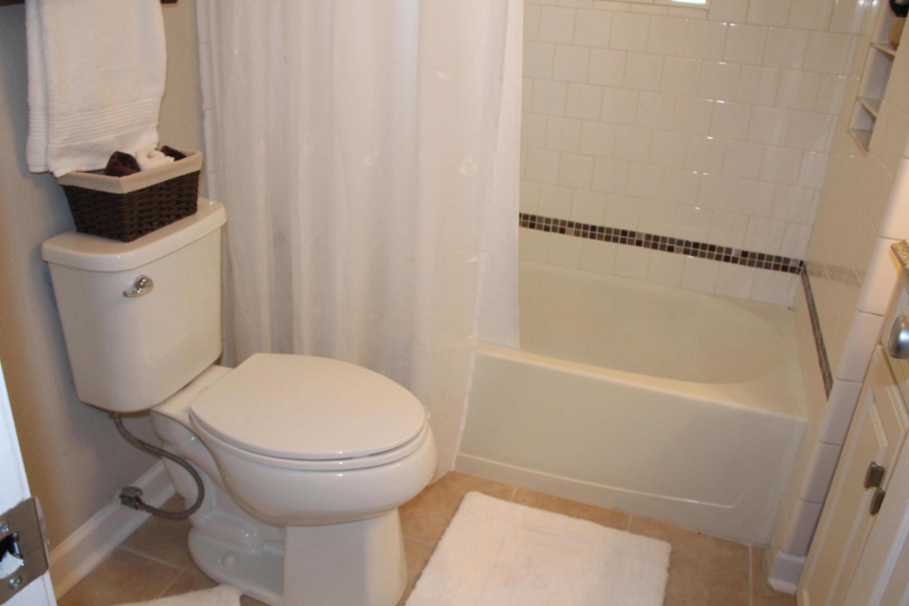 GARNIERS BEACH 6TH - Residential