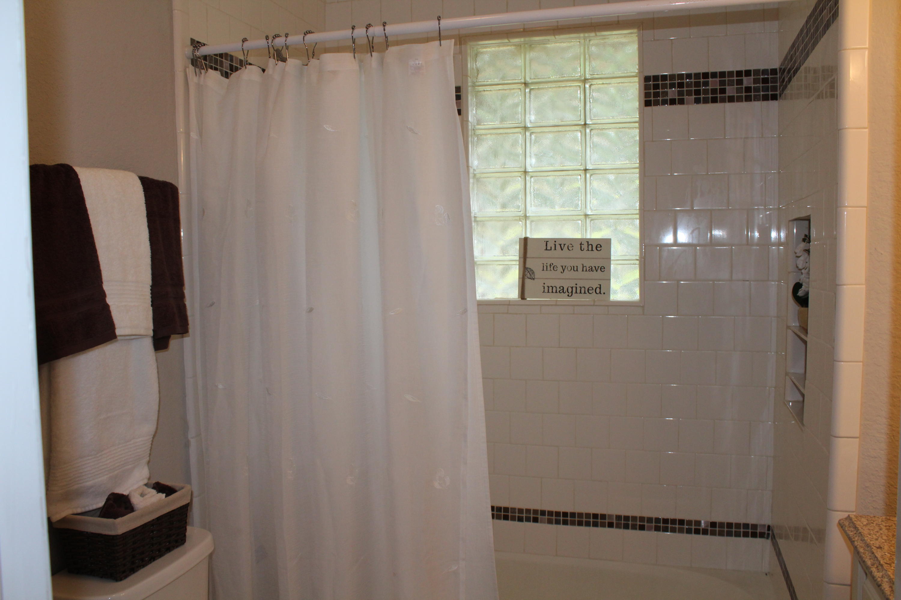 GARNIERS BEACH 6TH - Residential