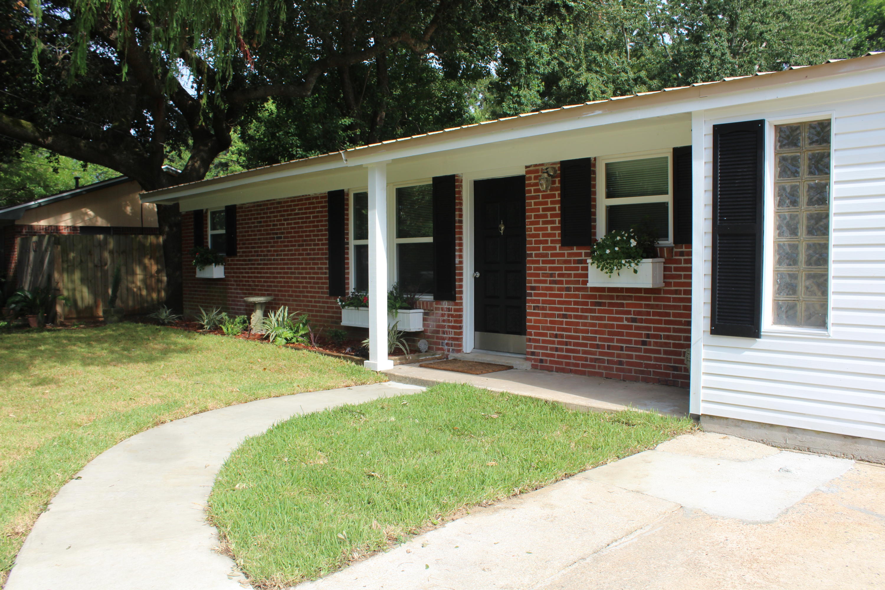 GARNIERS BEACH 6TH - Residential