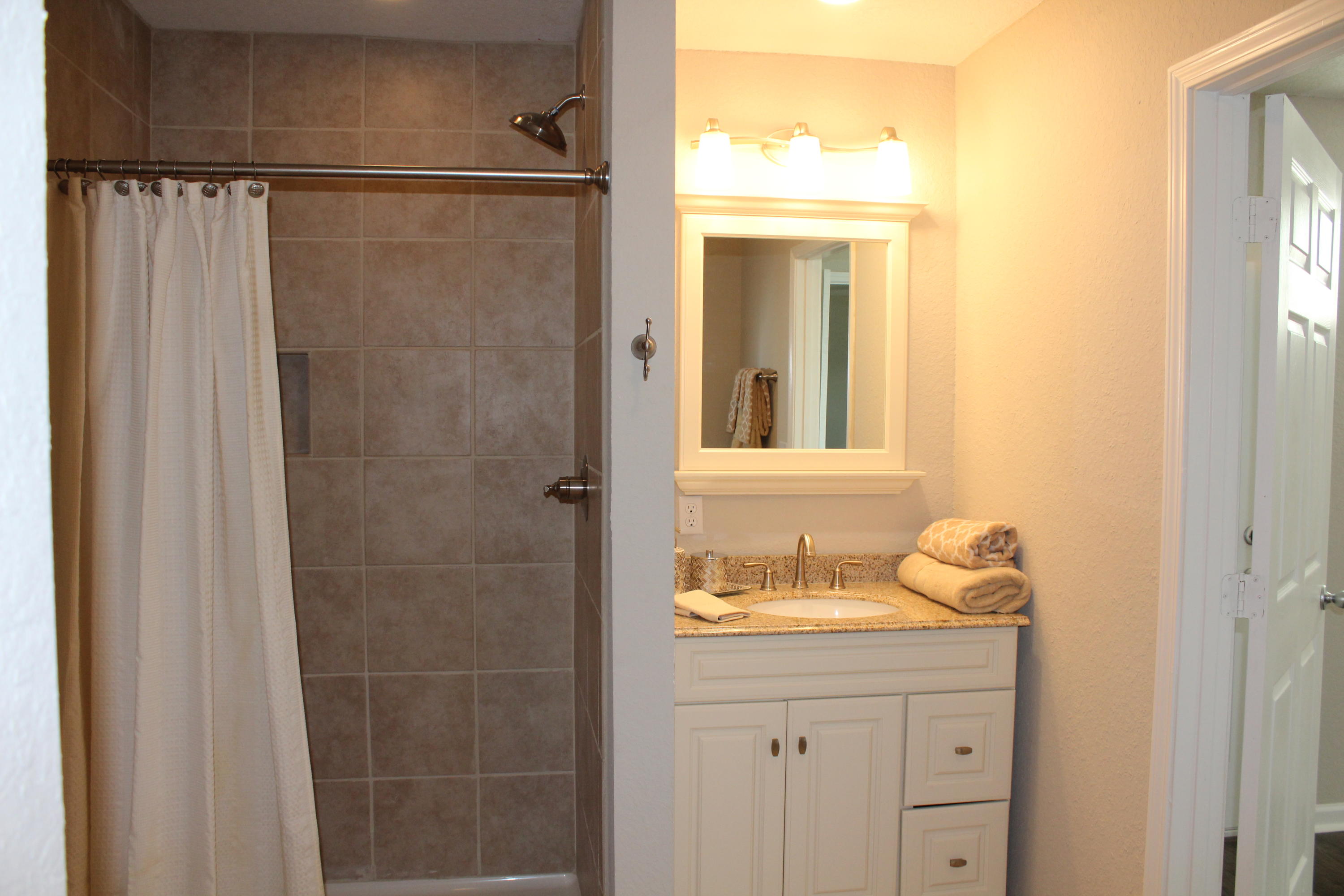 GARNIERS BEACH 6TH - Residential