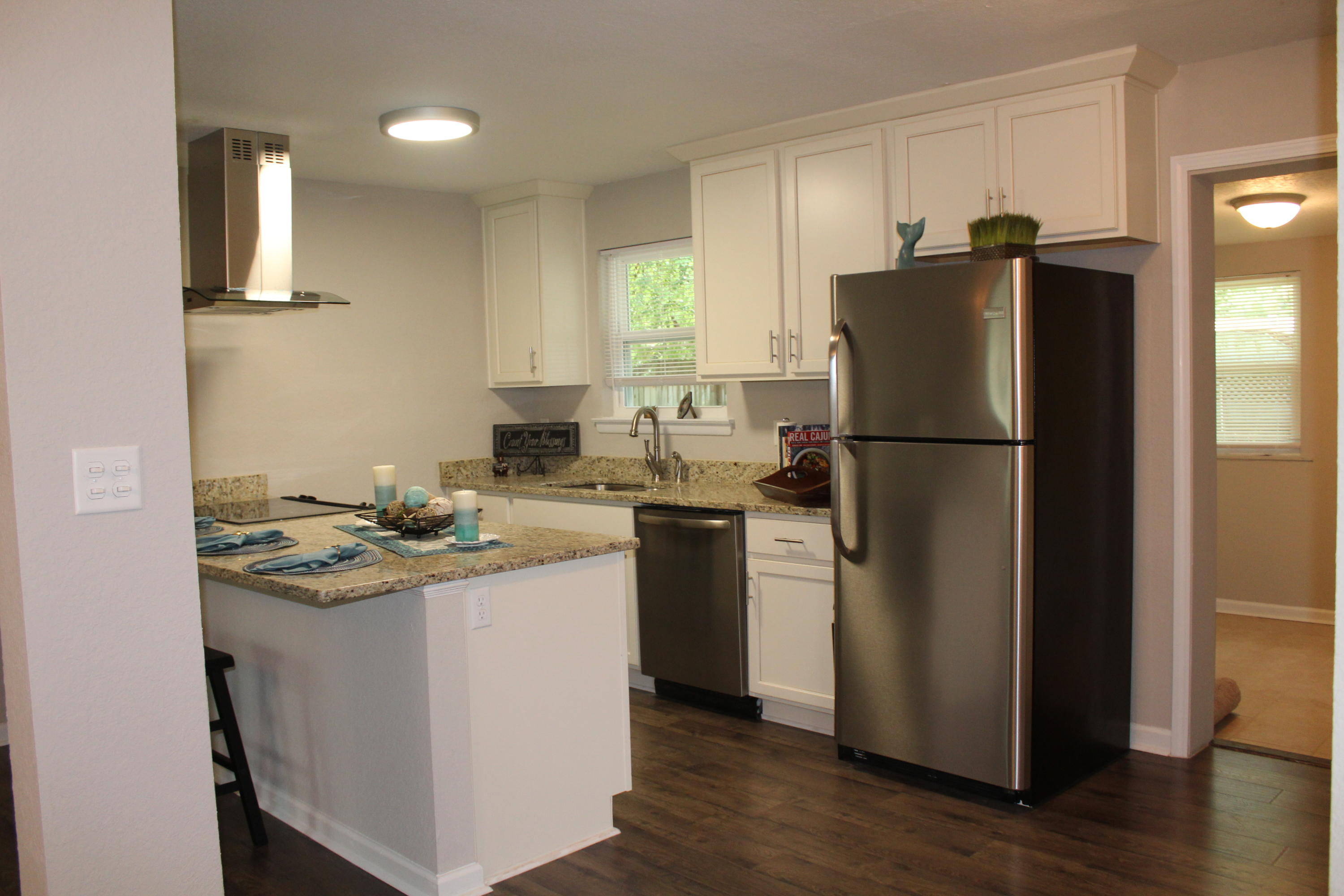 GARNIERS BEACH 6TH - Residential