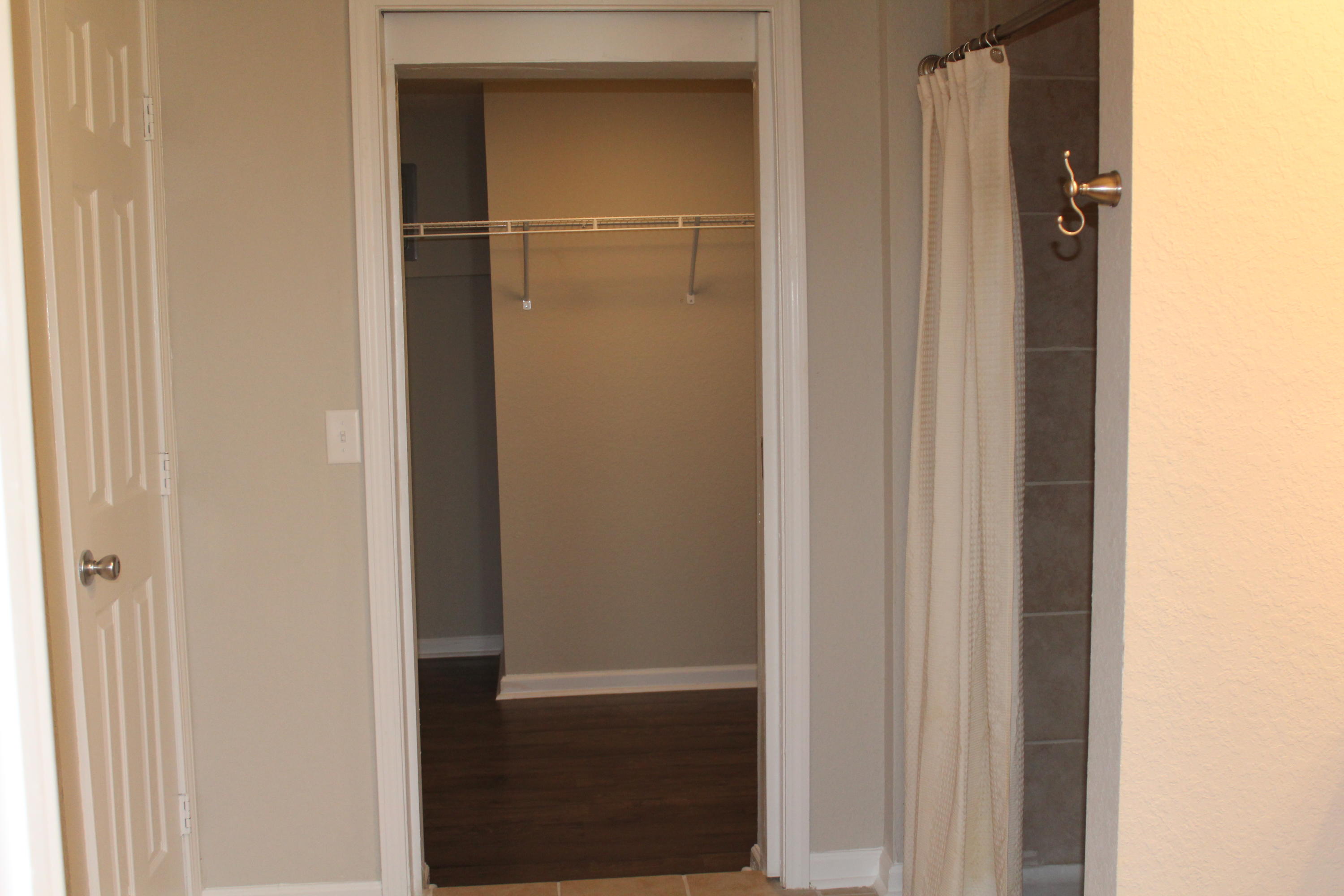 GARNIERS BEACH 6TH - Residential