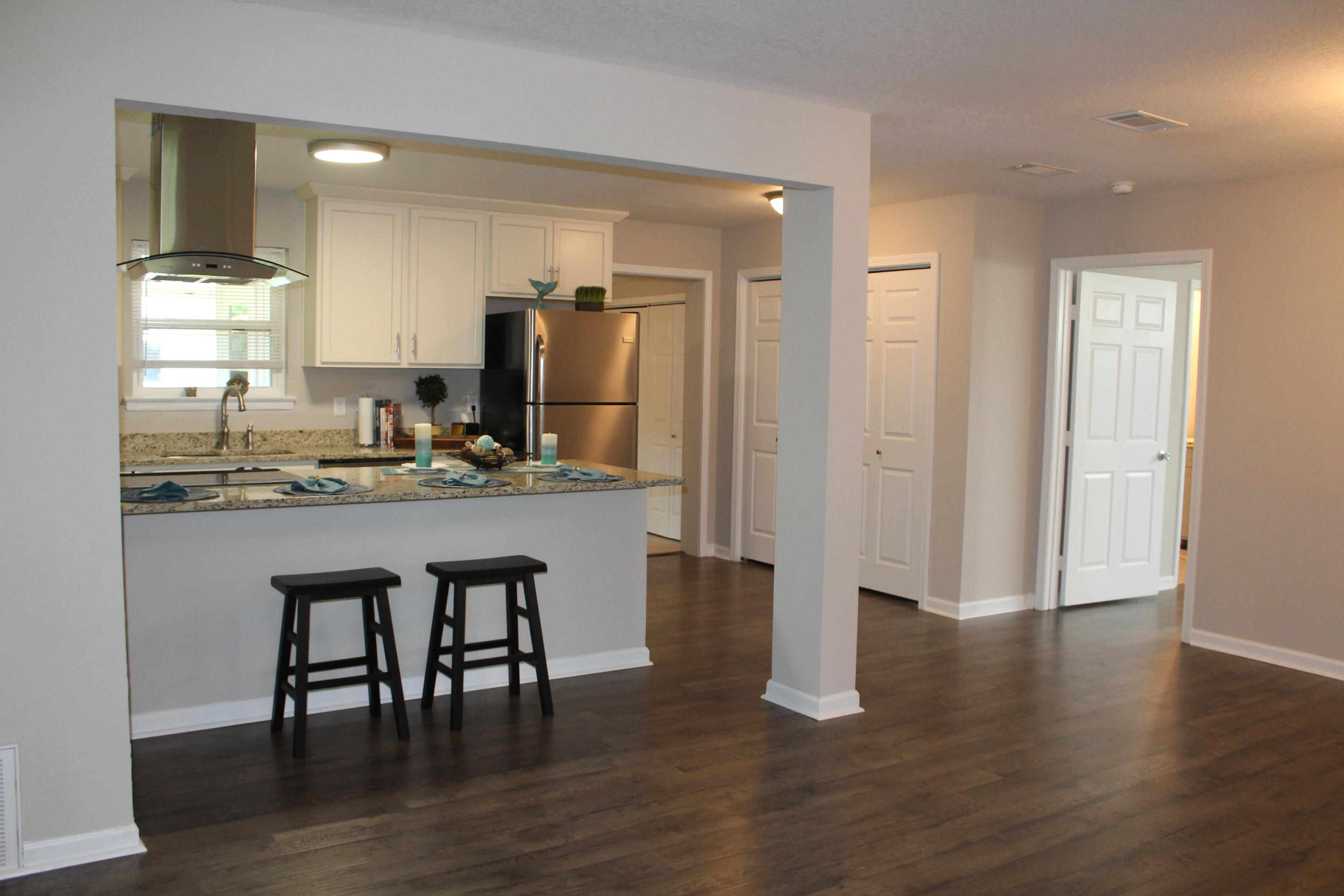 GARNIERS BEACH 6TH - Residential